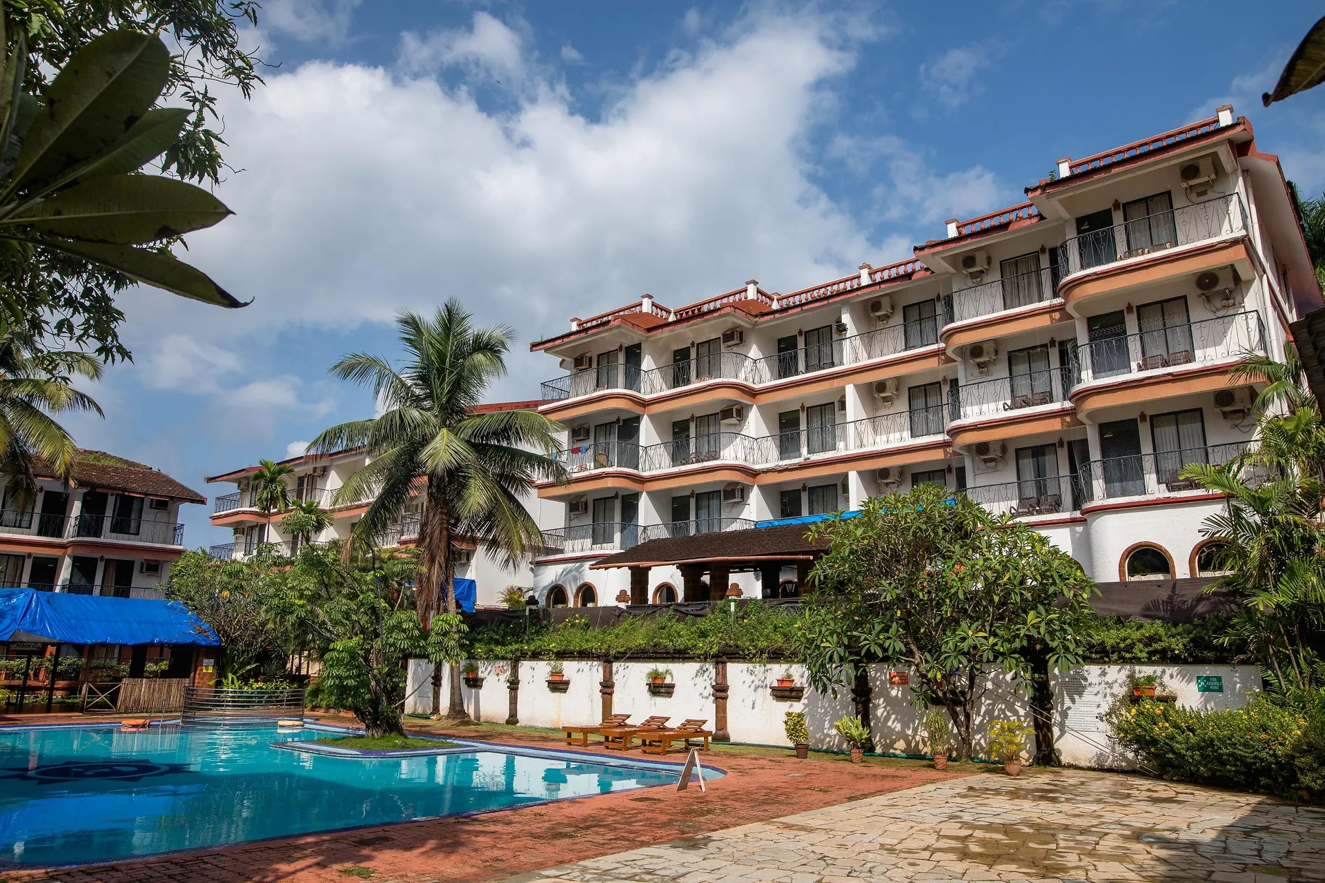Pride Sun Village Resort & Spa Swimming Pool