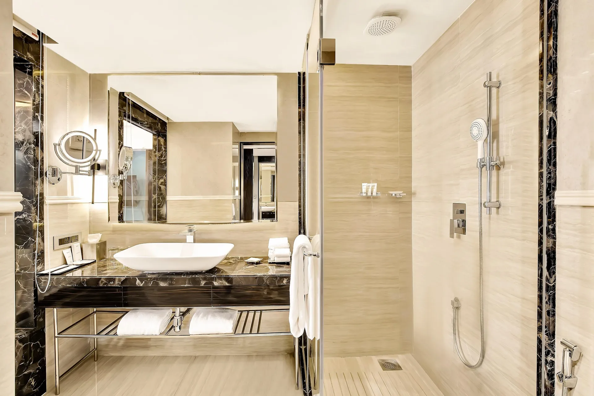 Radisson Resort Goa Baga Washroom