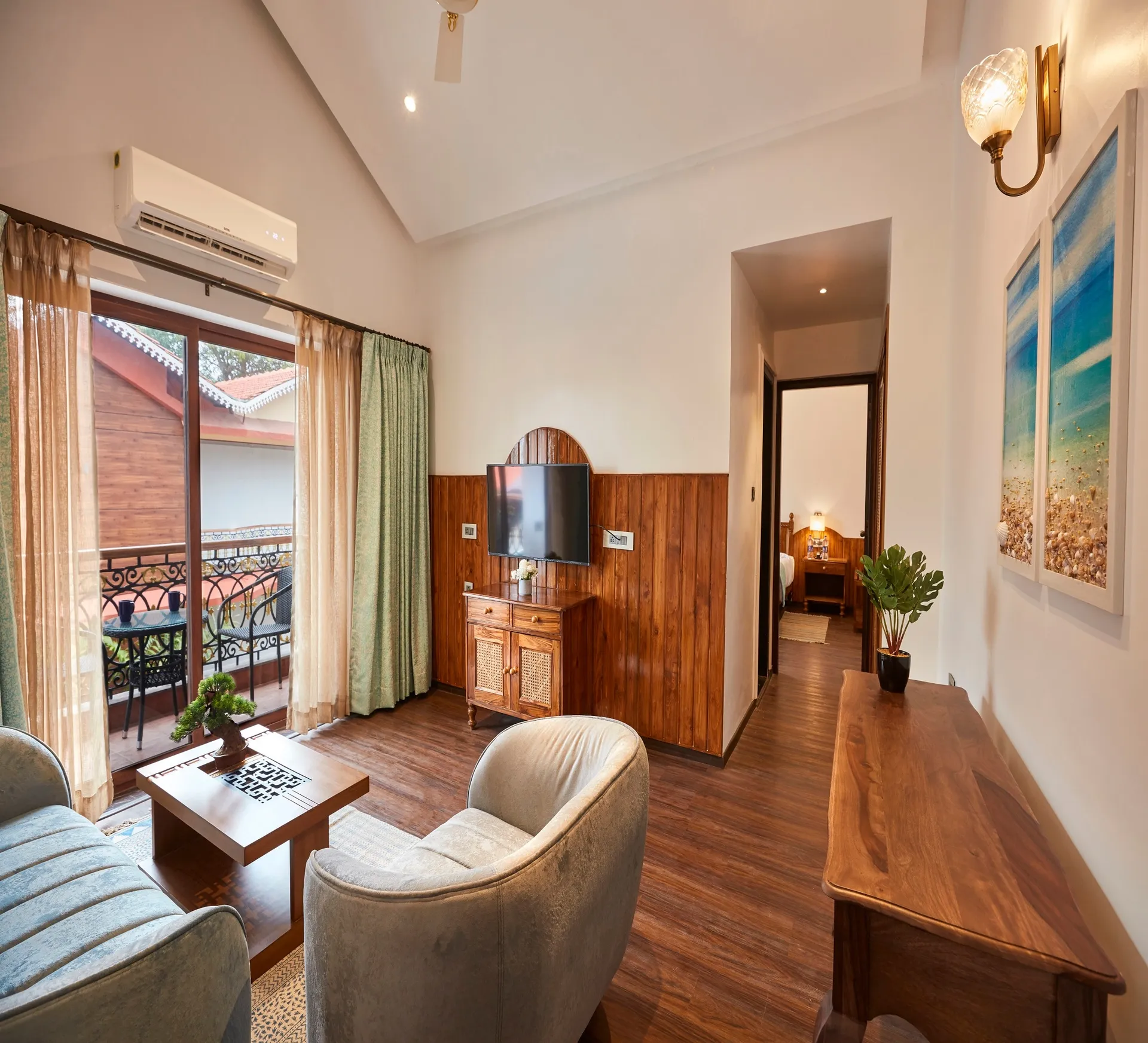 Sea Queen Beach Resort and Spa Room