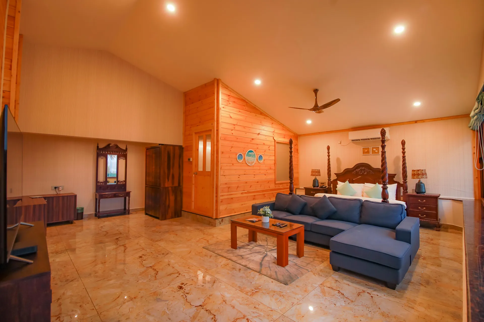Sea Queen Beach Resort and Spa Room
