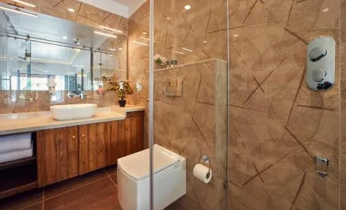 Sea Queen Beach Resort and Spa Room