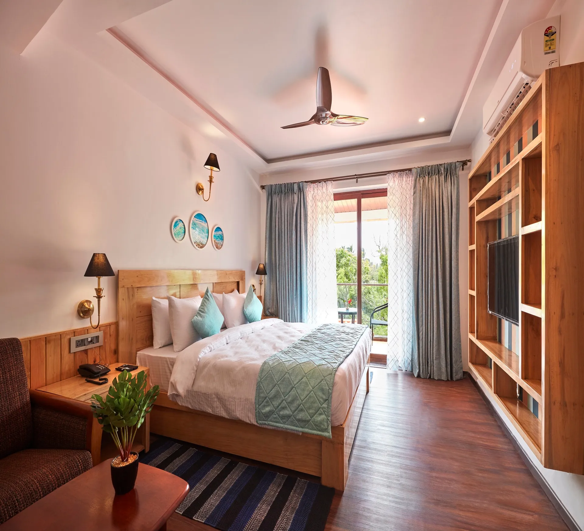 Sea Queen Beach Resort and Spa Room