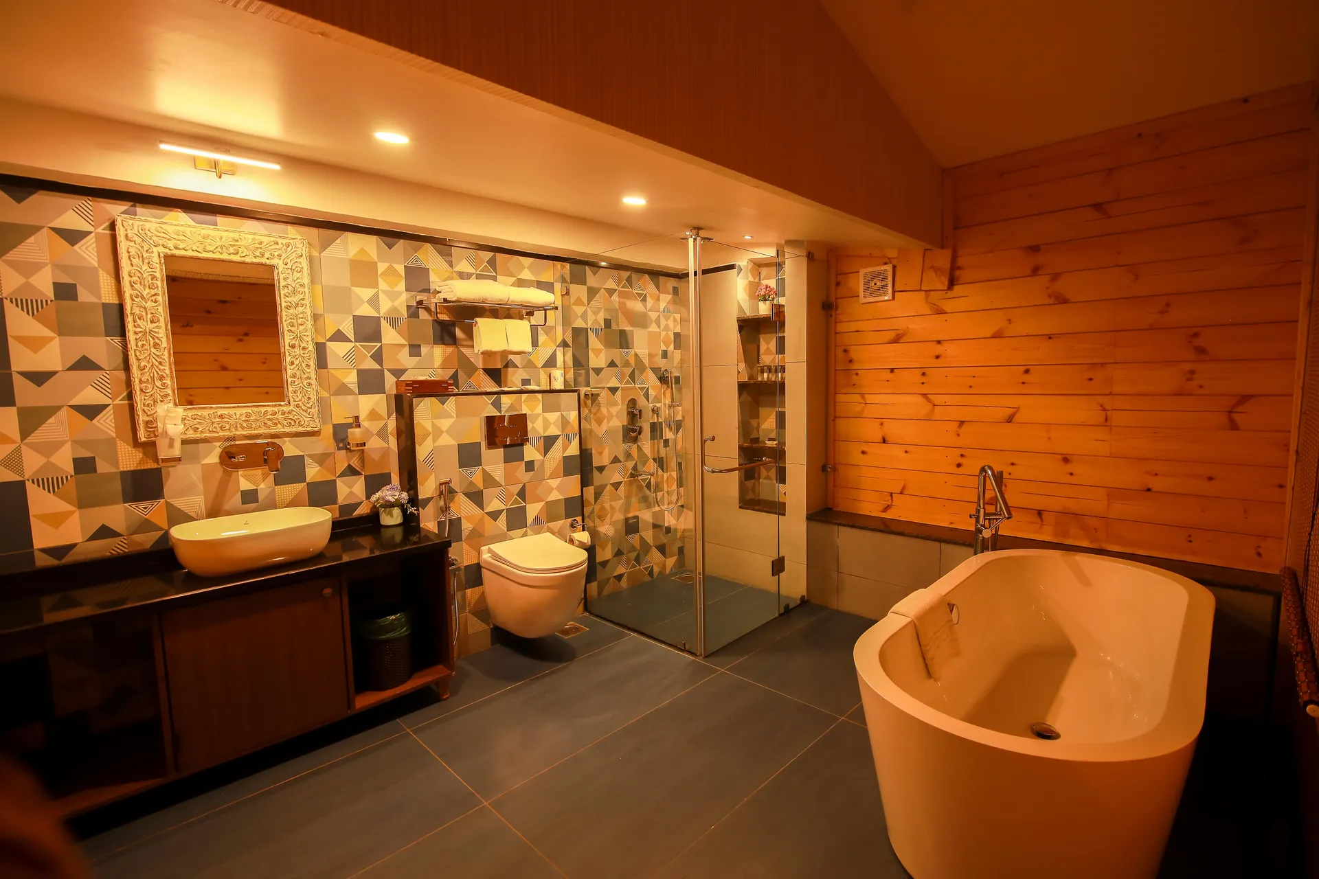 Sea Queen Beach Resort and Spa Room
