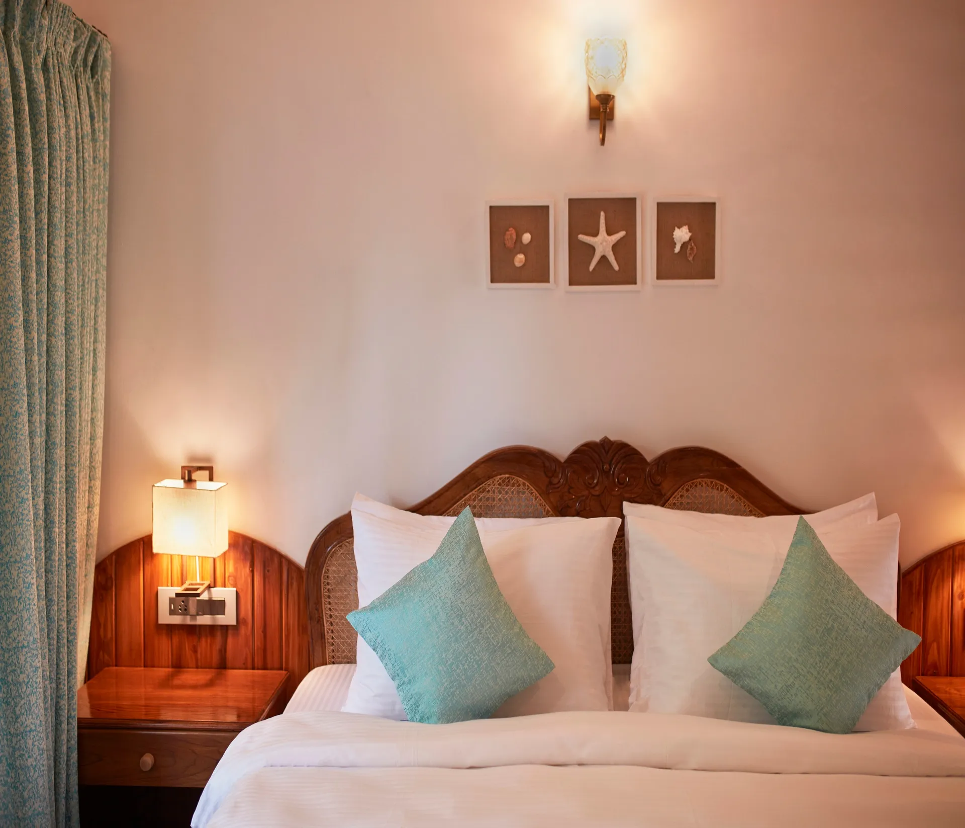 Sea Queen Beach Resort and Spa Room