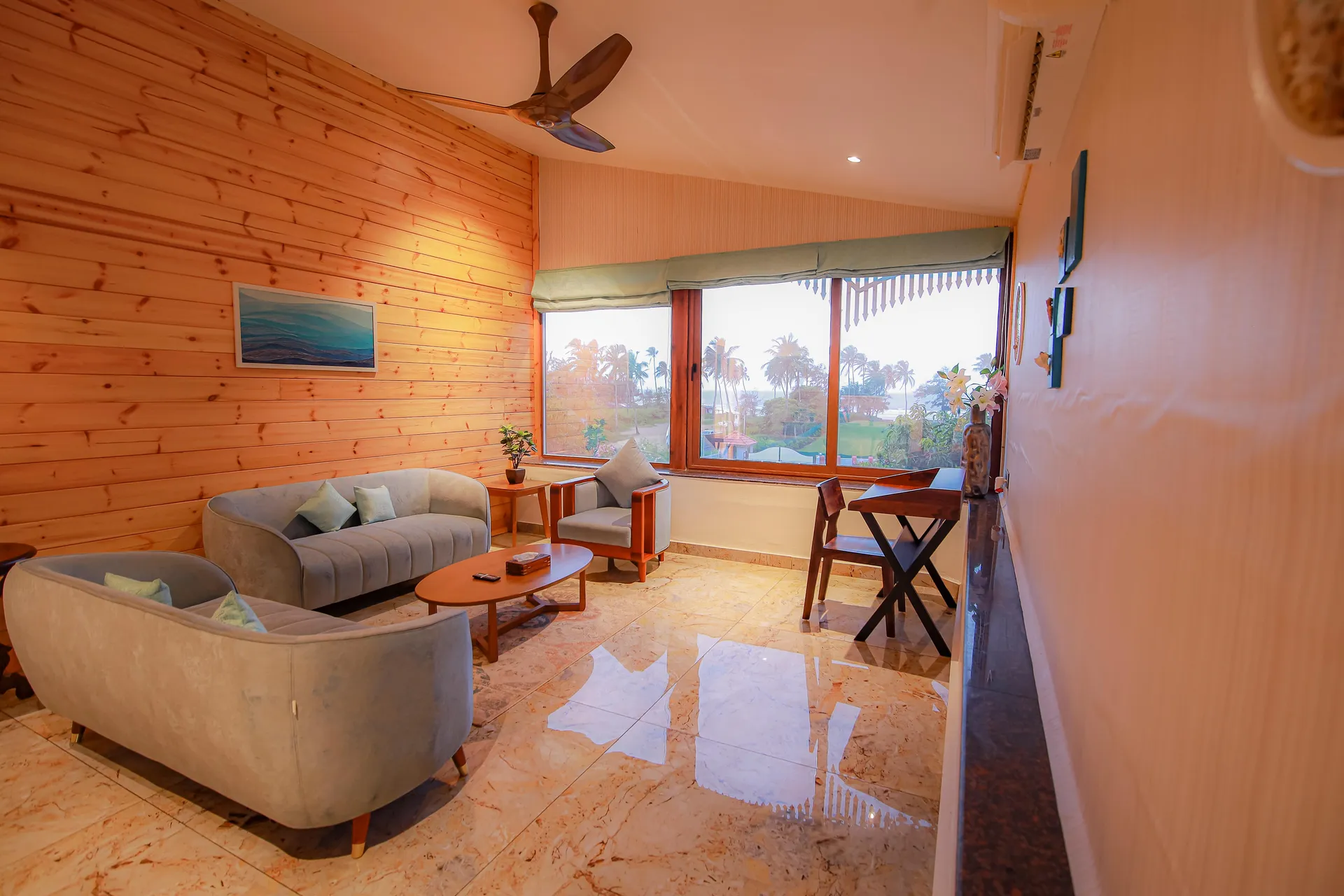 Sea Queen Beach Resort and Spa Room