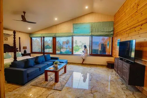 Sea Queen Beach Resort and Spa Room
