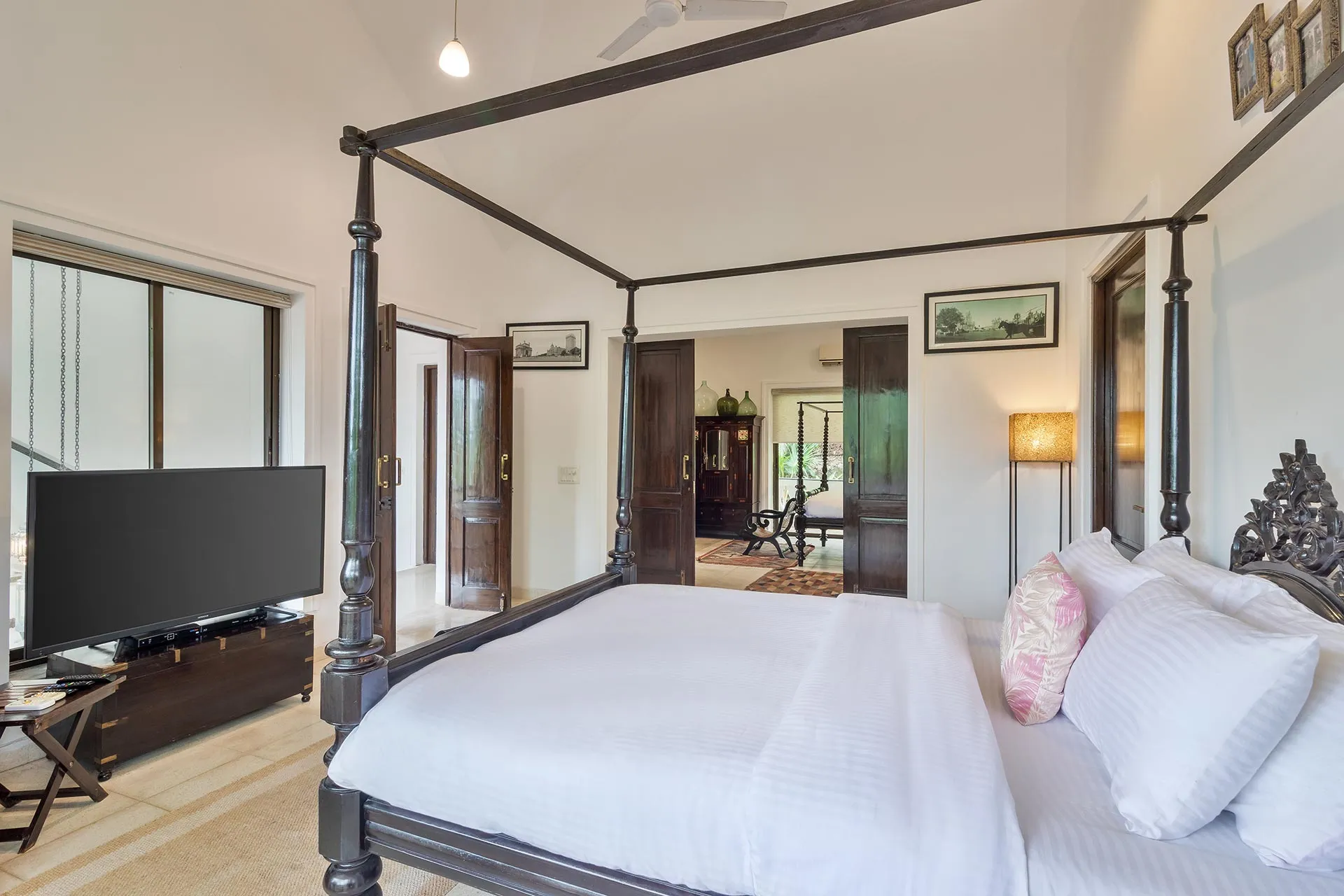 StayVista | Vintage Hideaway 4 BHK Villa Others