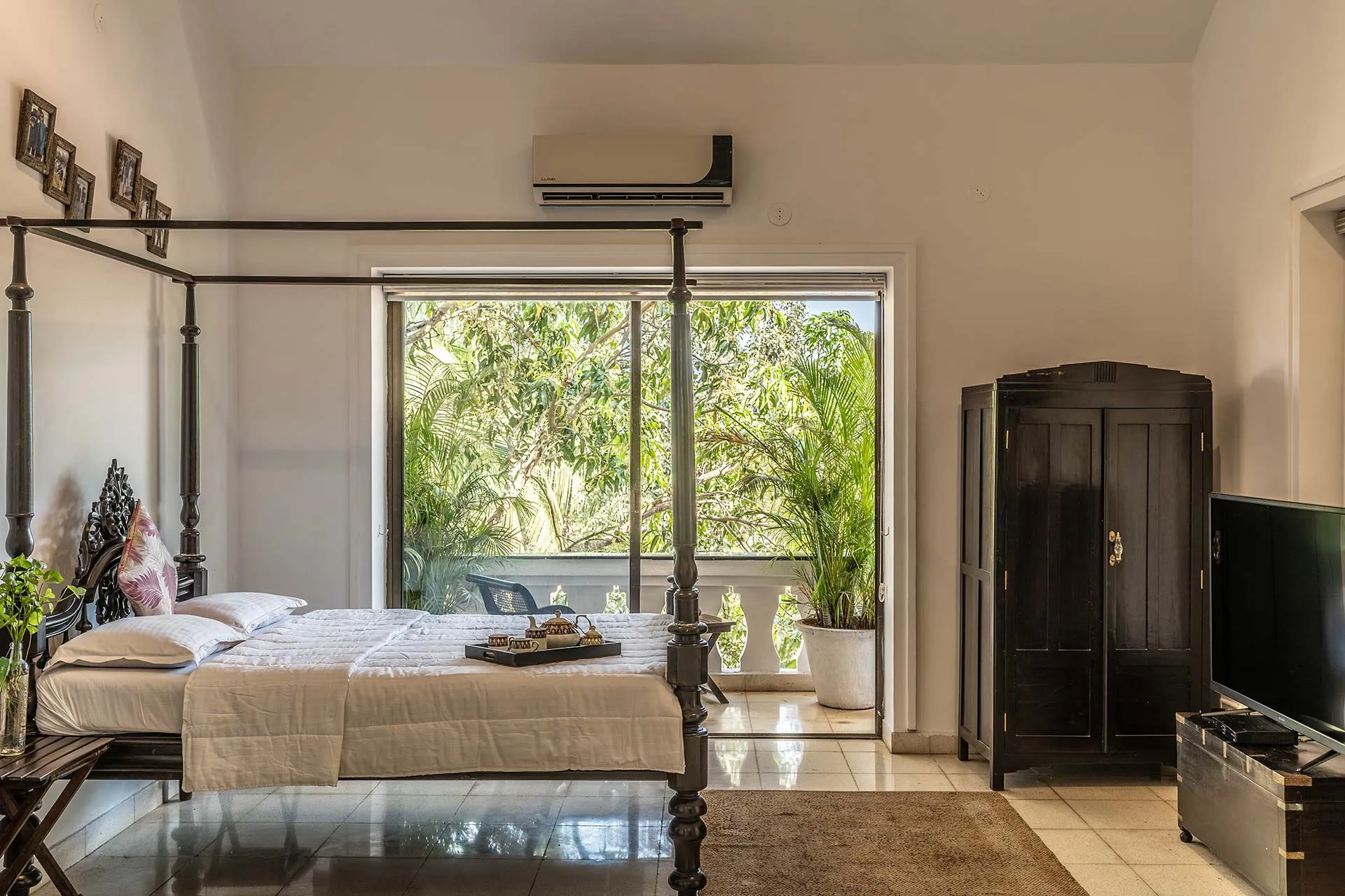 StayVista | Vintage Hideaway 4 BHK Villa Others