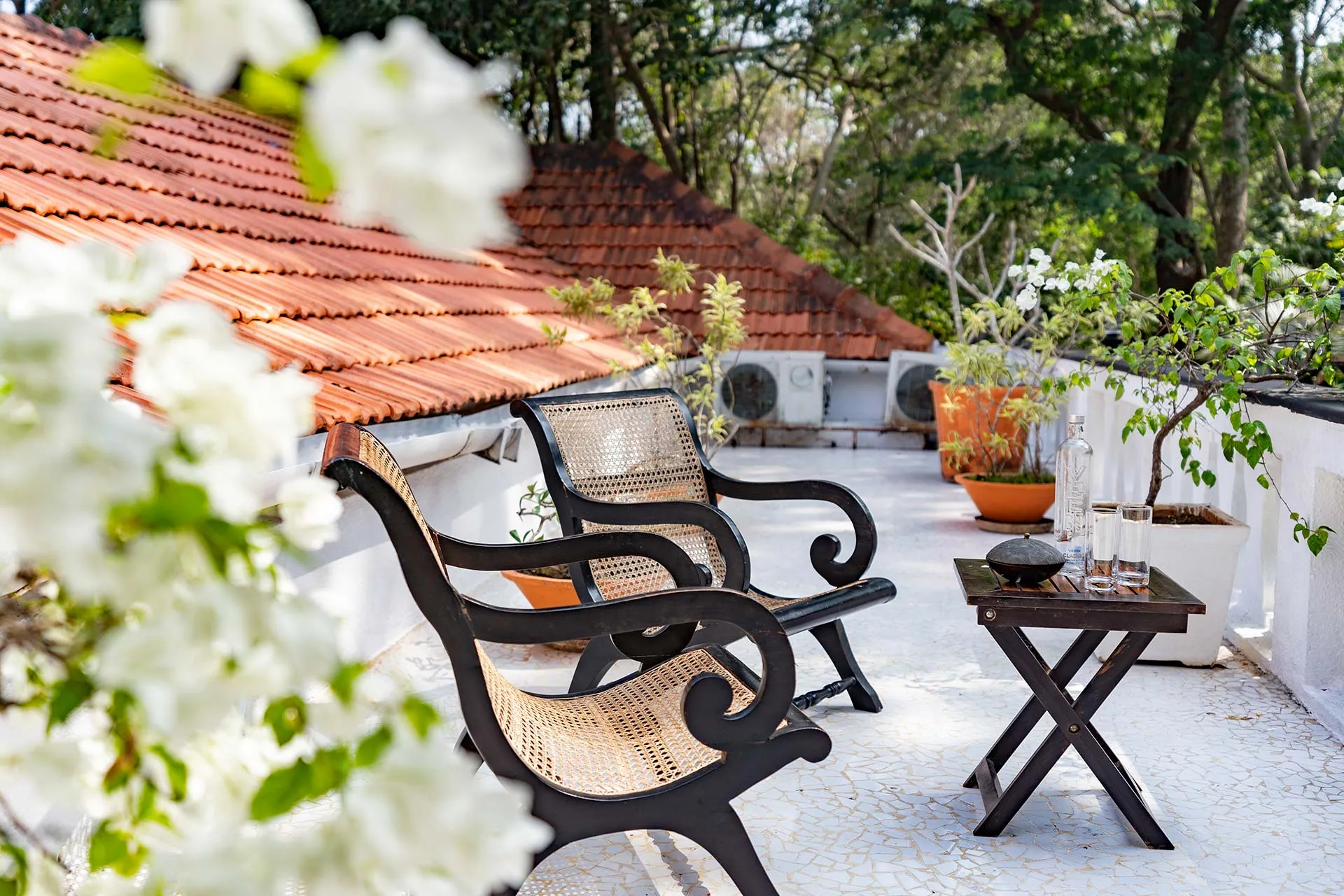 StayVista | Vintage Hideaway 4 BHK Villa Outdoors