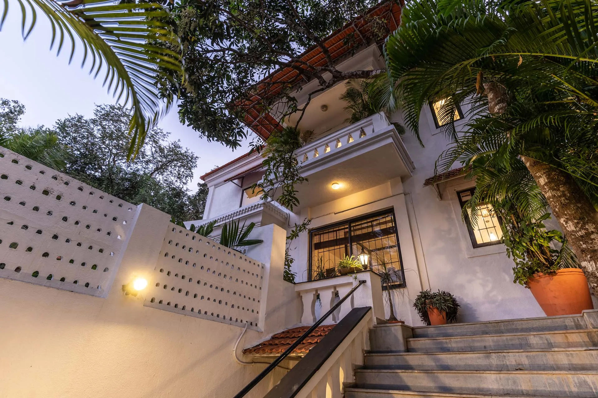 StayVista | Vintage Hideaway 4 BHK Villa Outdoors