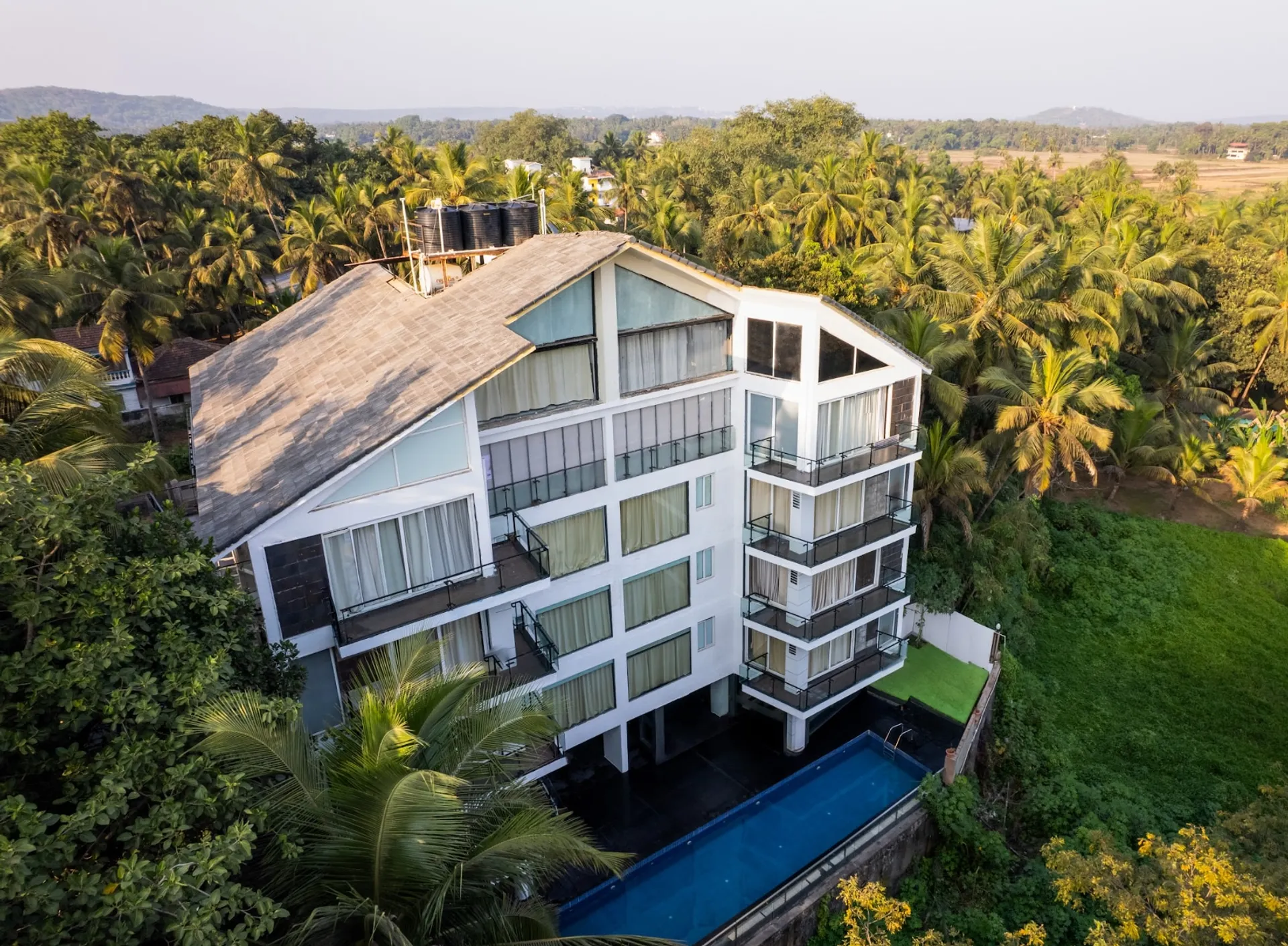 The Mayfield Boutique Hotel, Calangute Entrance