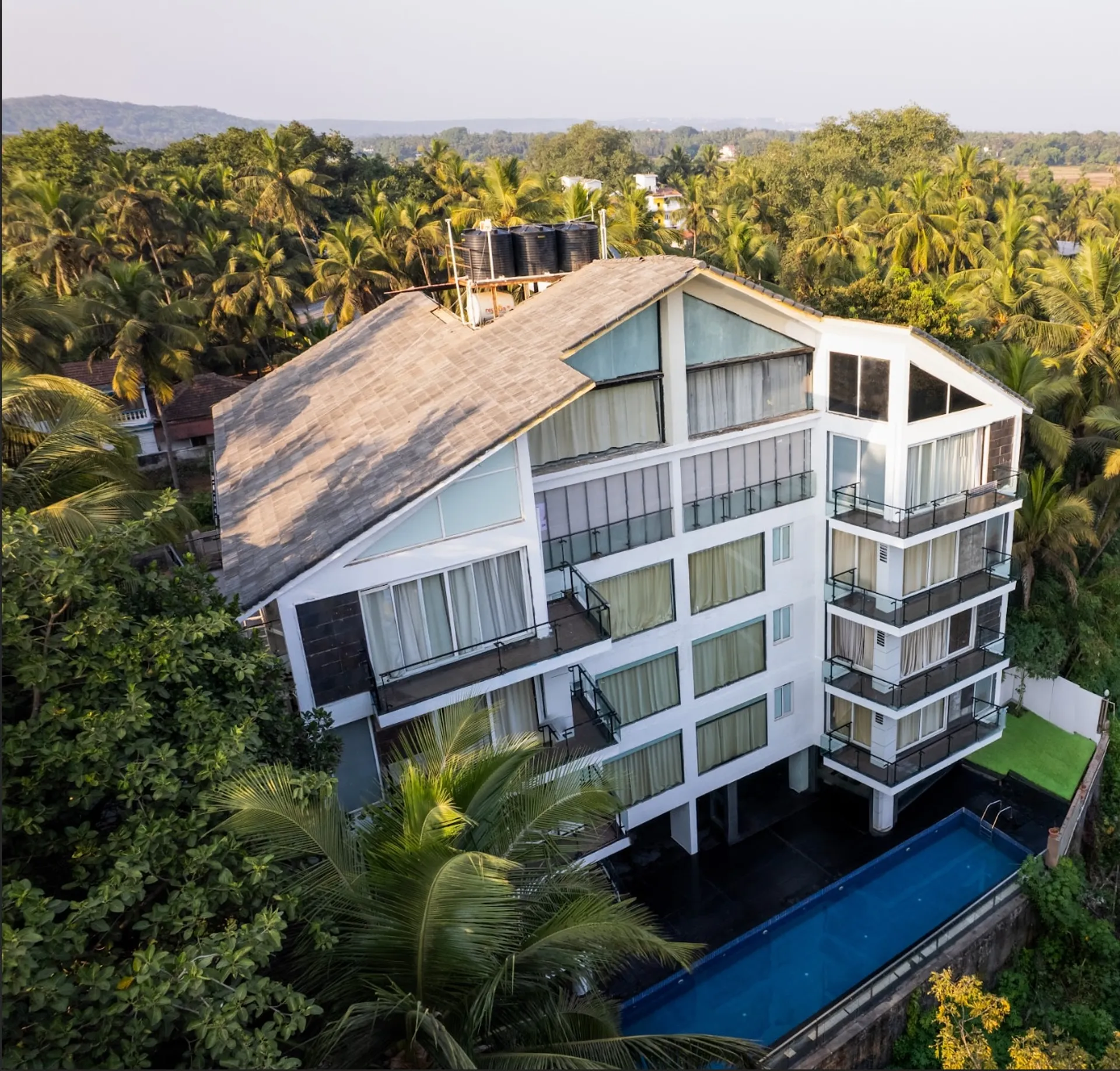 The Mayfield Boutique Hotel, Calangute Entrance