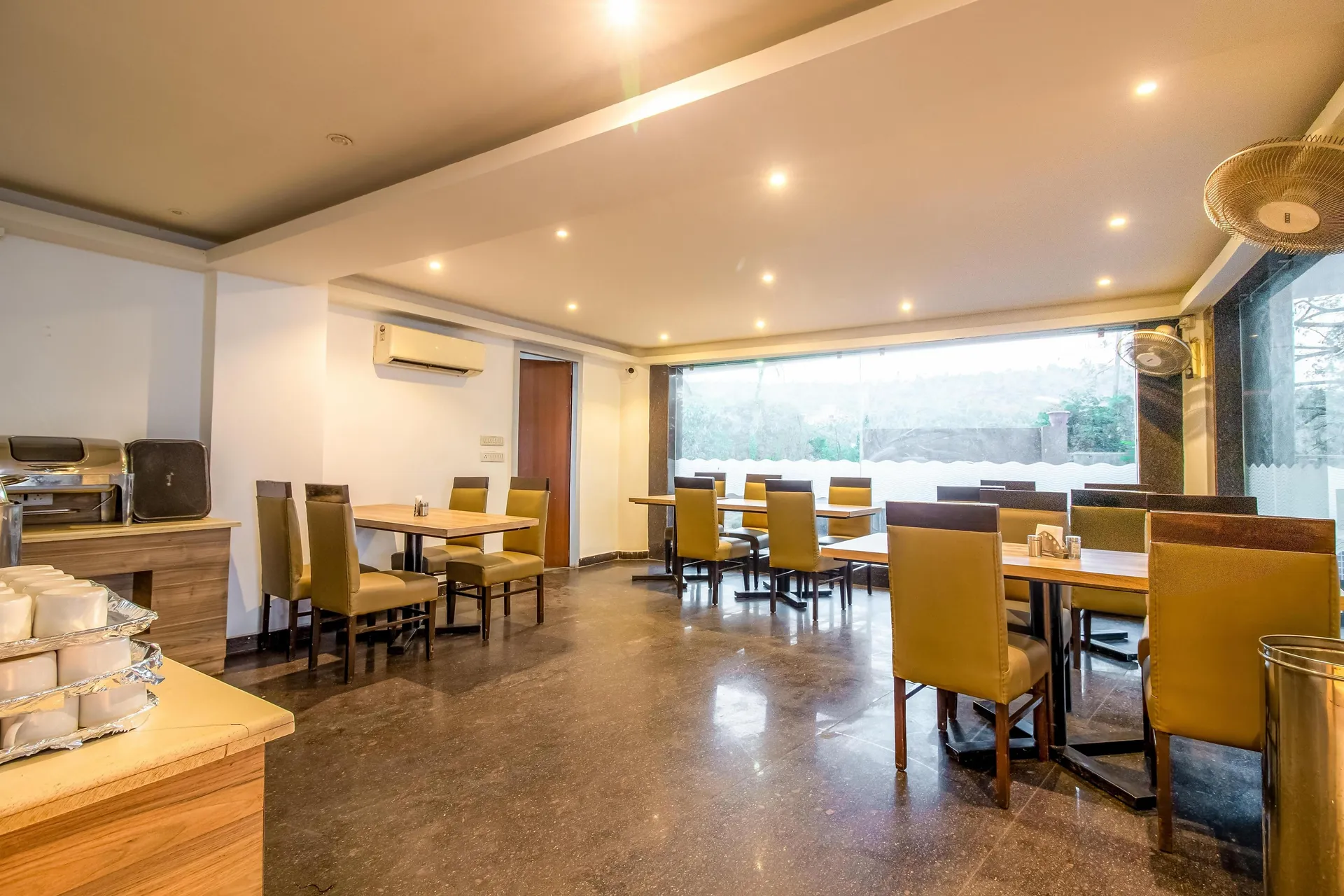 The Mayfield Boutique Hotel, Calangute Restaurant