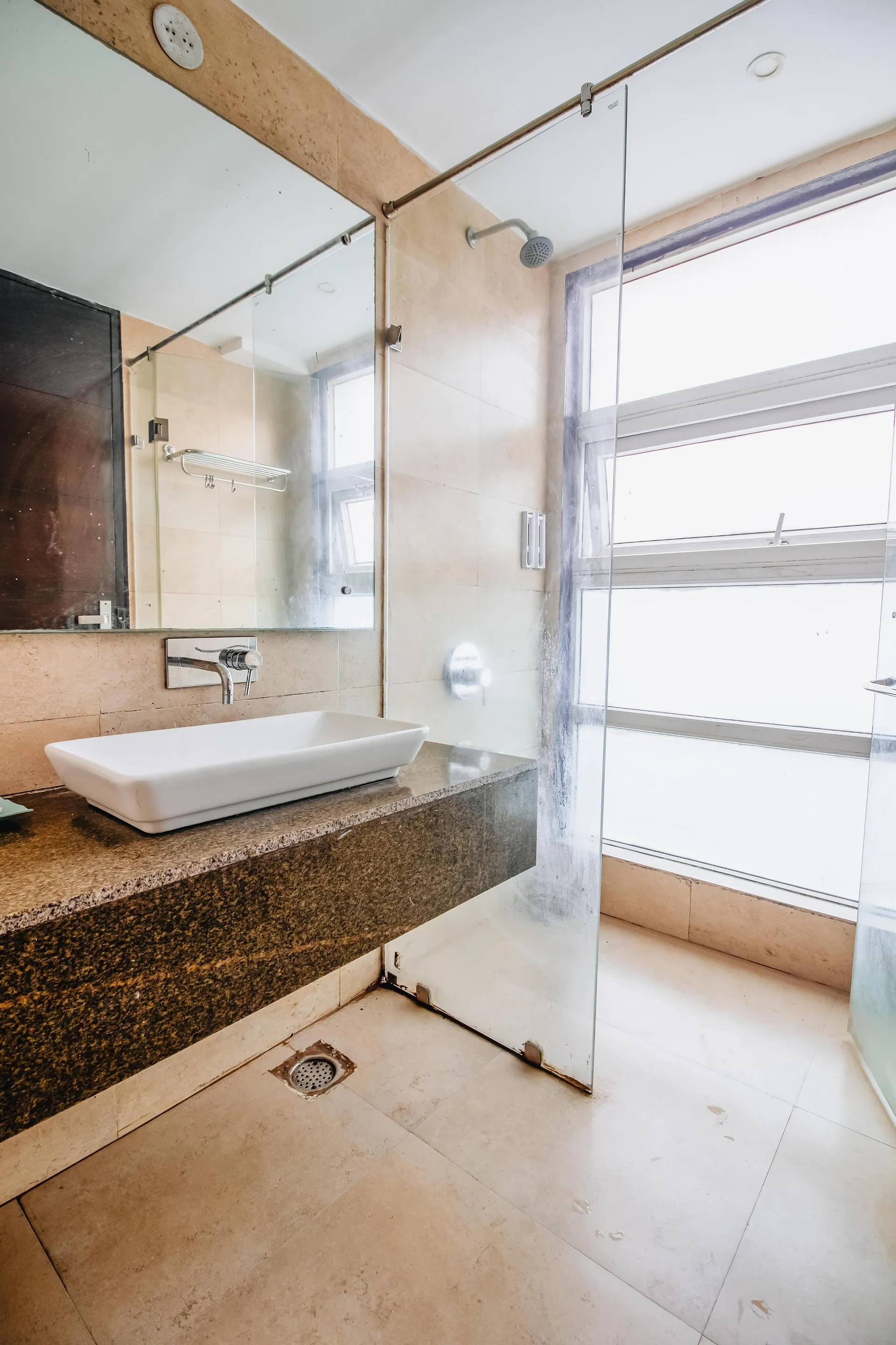 The Mayfield Boutique Hotel, Calangute Washroom