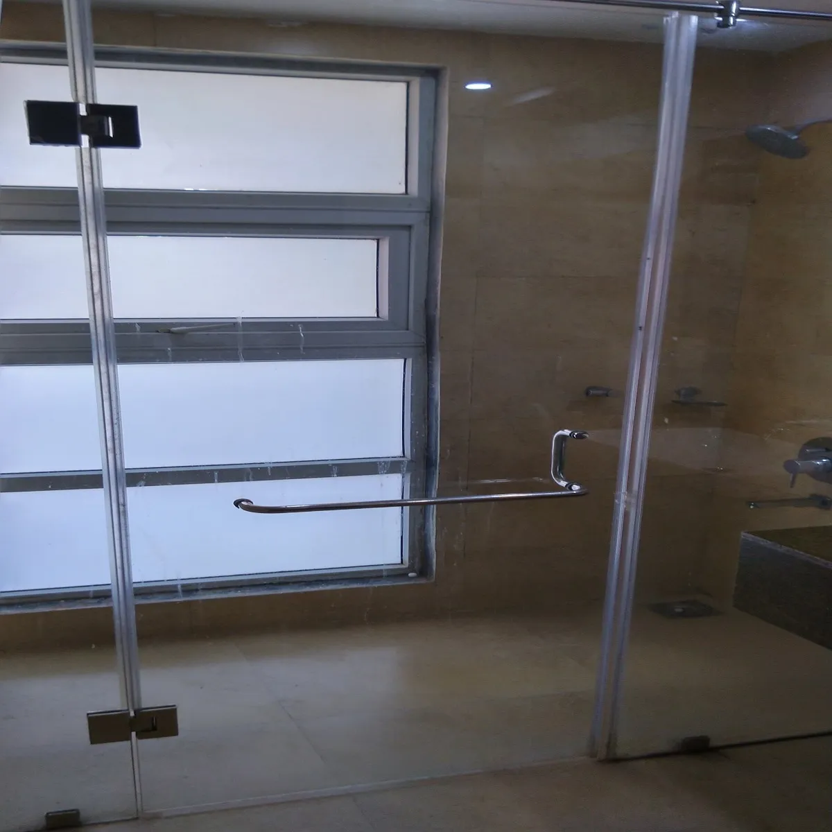 The Mayfield Boutique Hotel, Calangute Washroom
