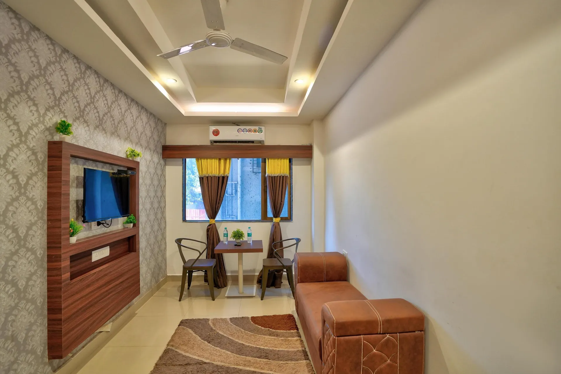 Tranquil Inn Room