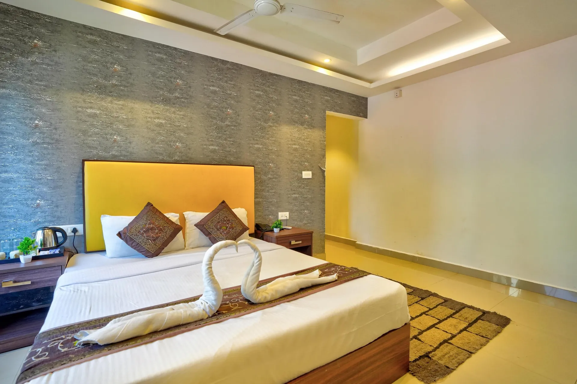 Tranquil Inn Room