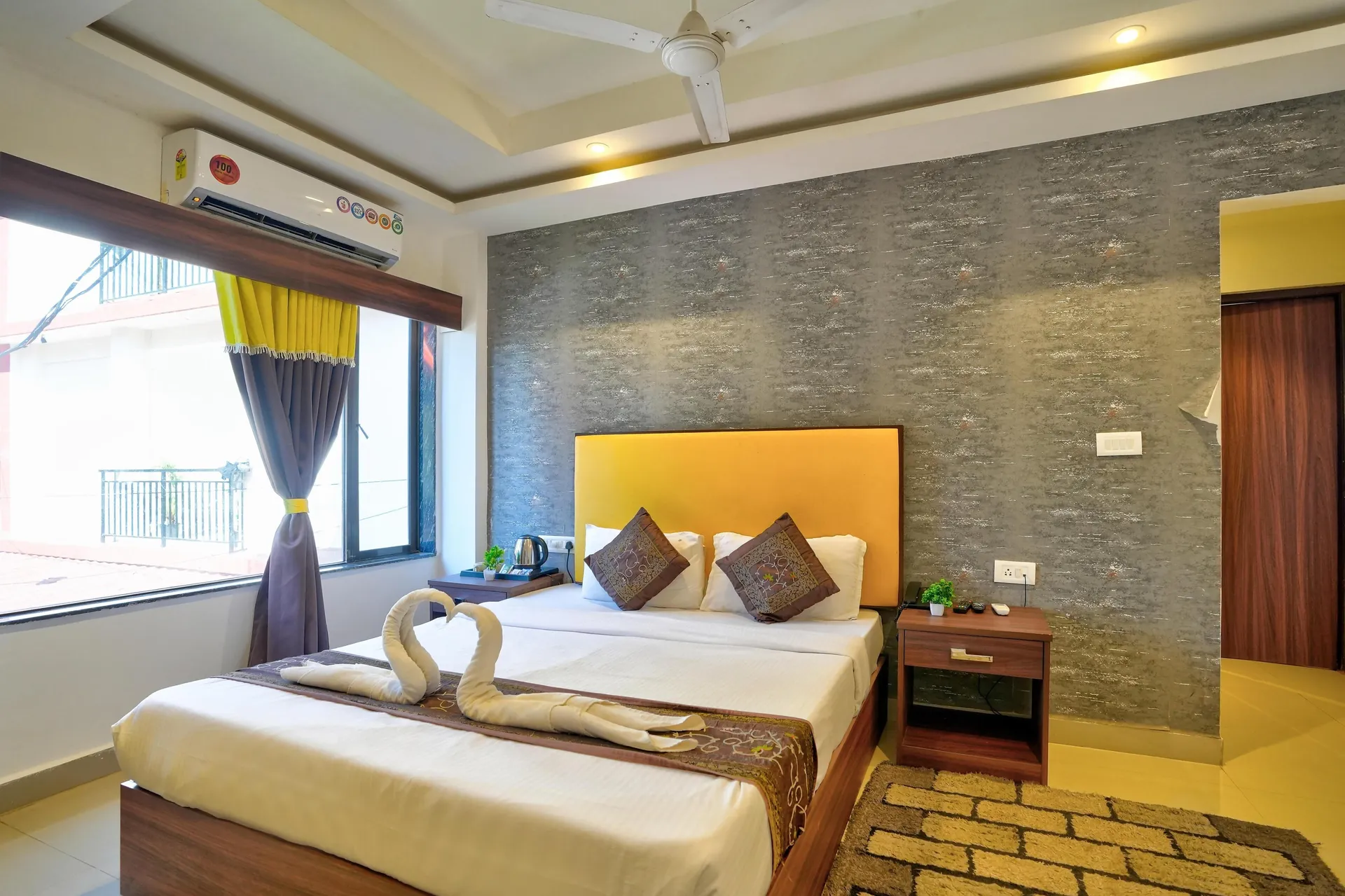 Tranquil Inn Room