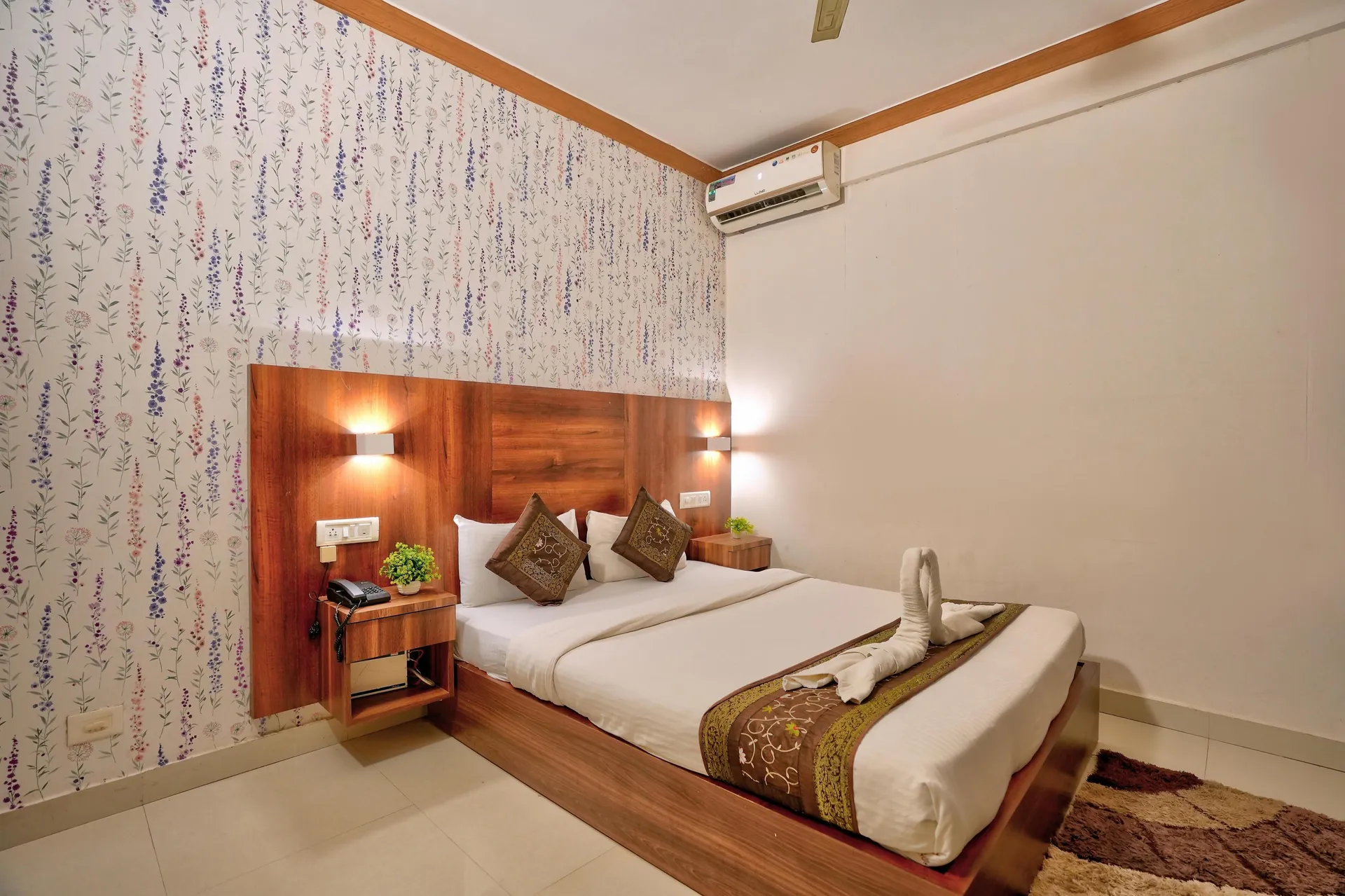 Tranquil Inn Room