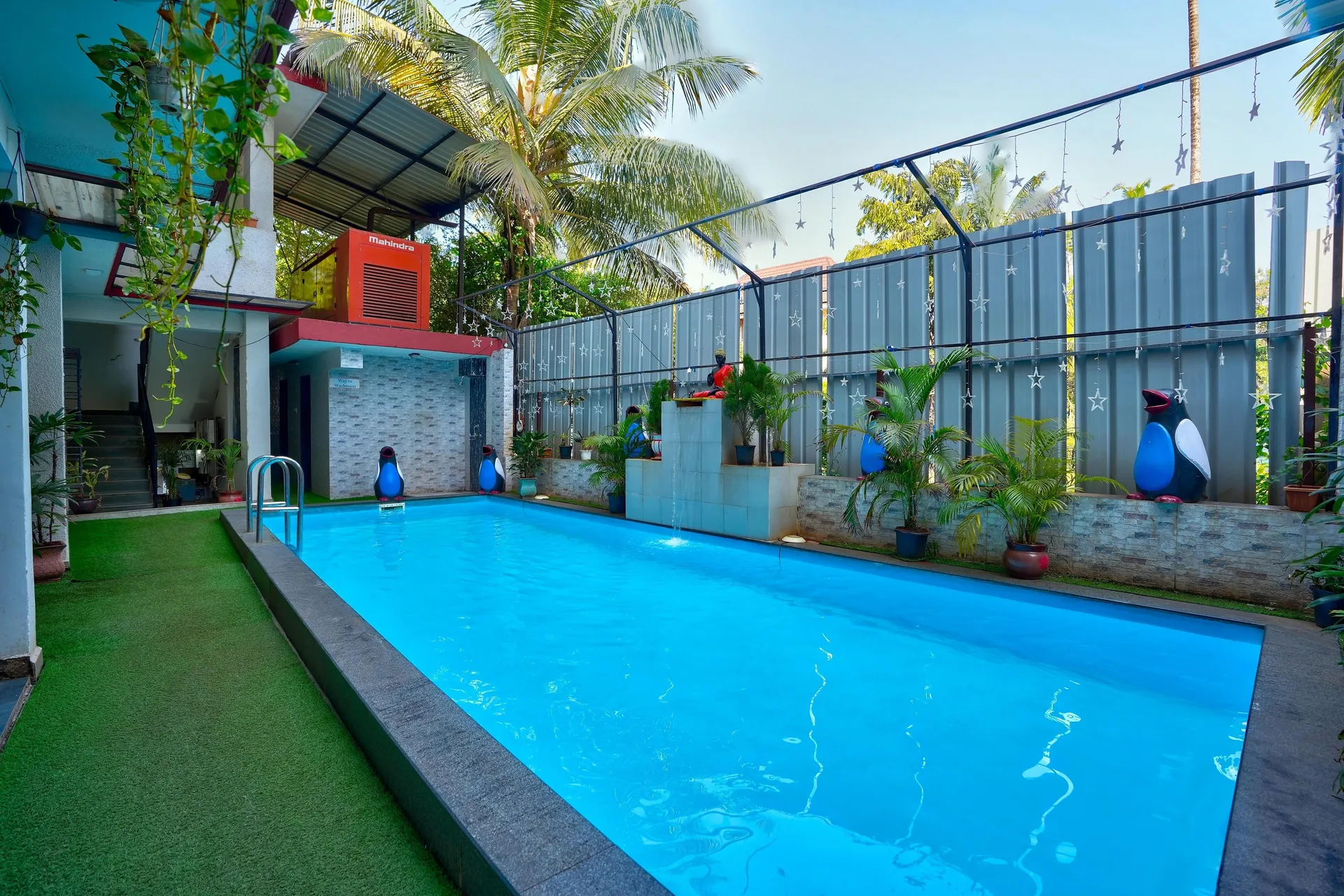 Tranquil Inn Swimming Pool