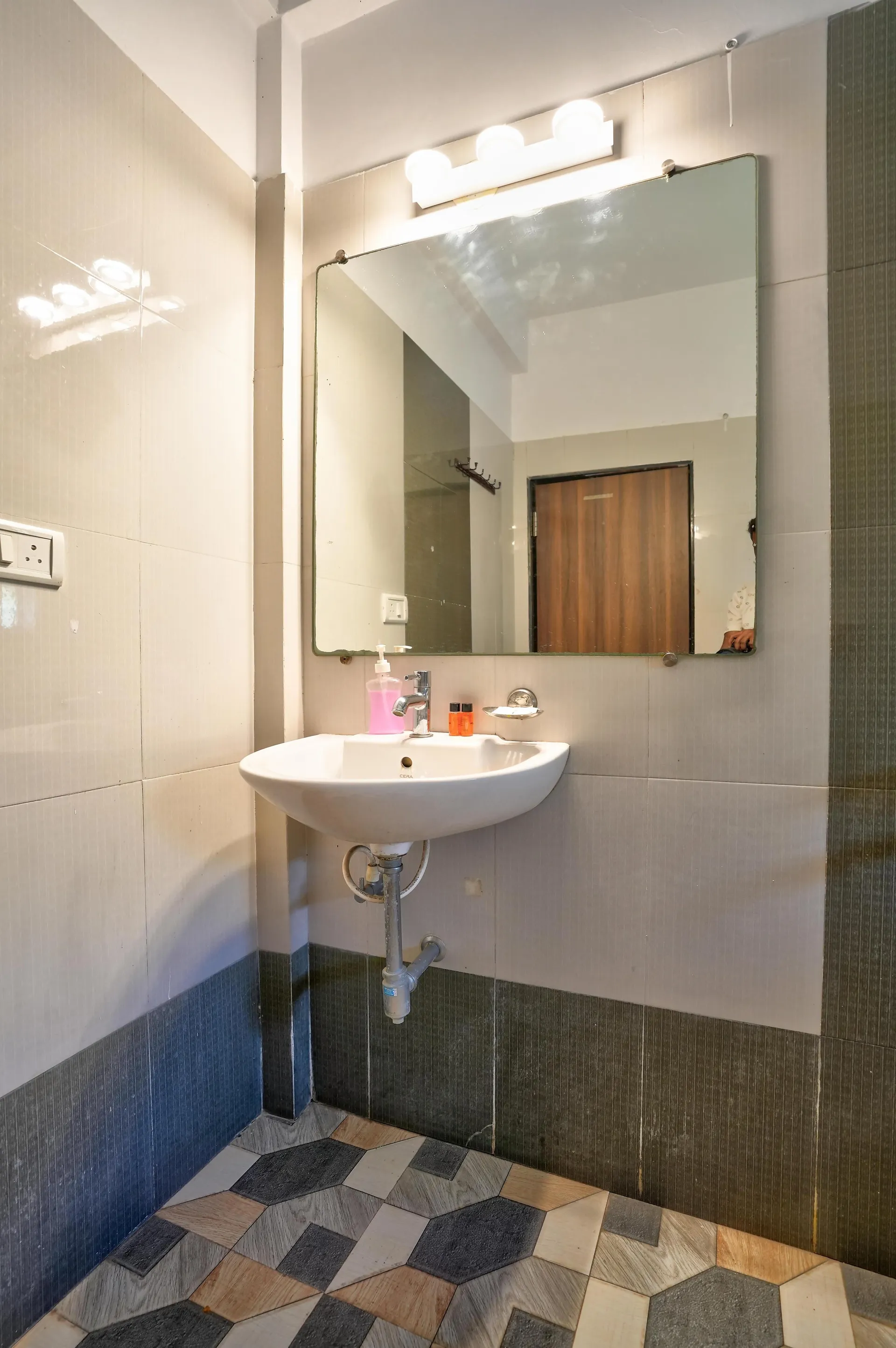 Tranquil Inn Washroom