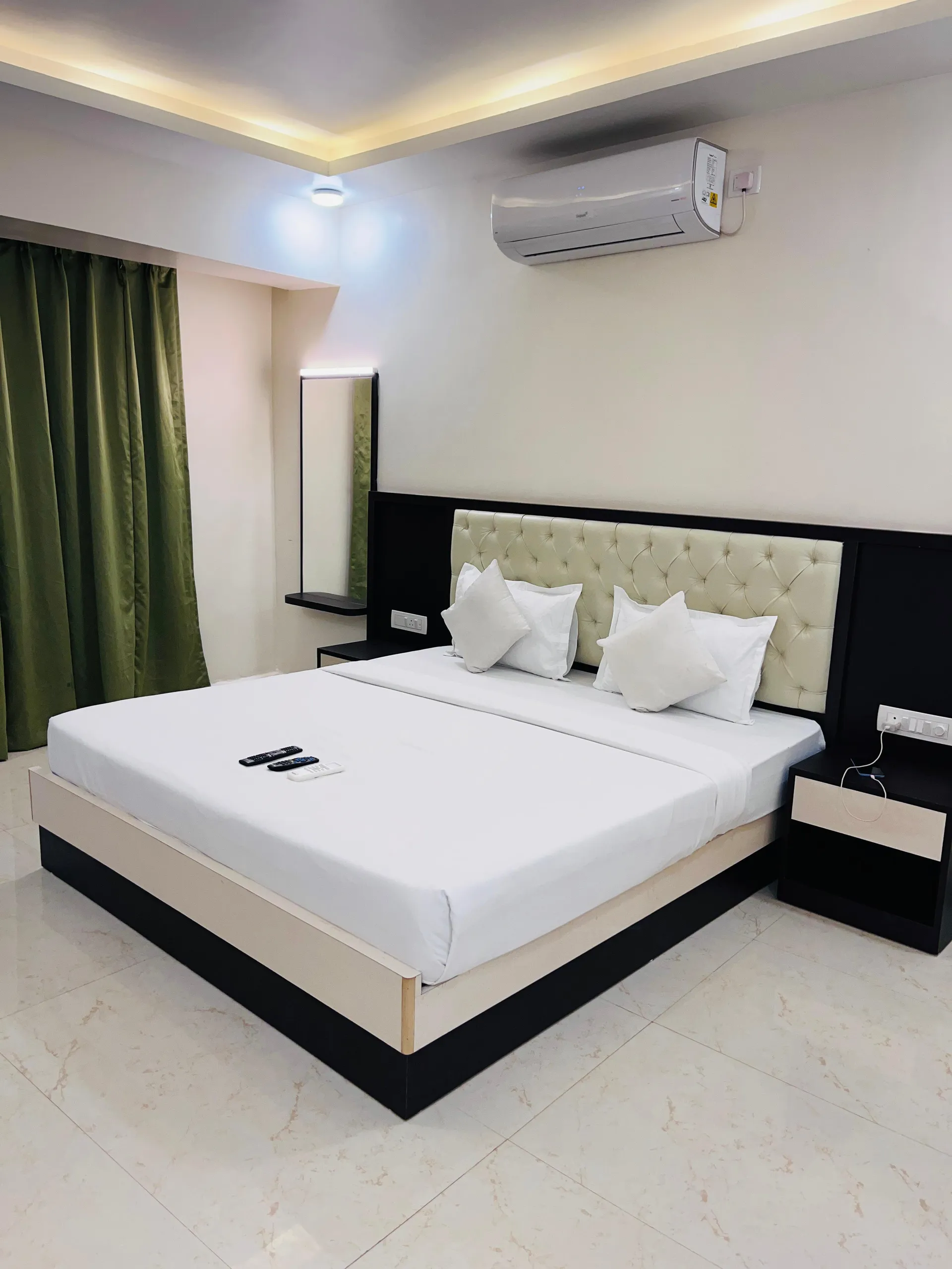 Villa Fatima Beach resort Room