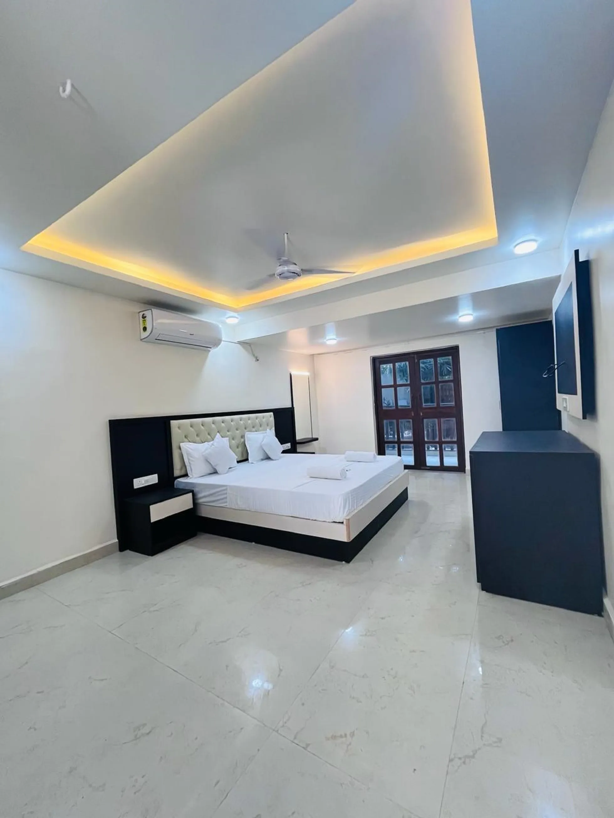 Villa Fatima Beach resort Room