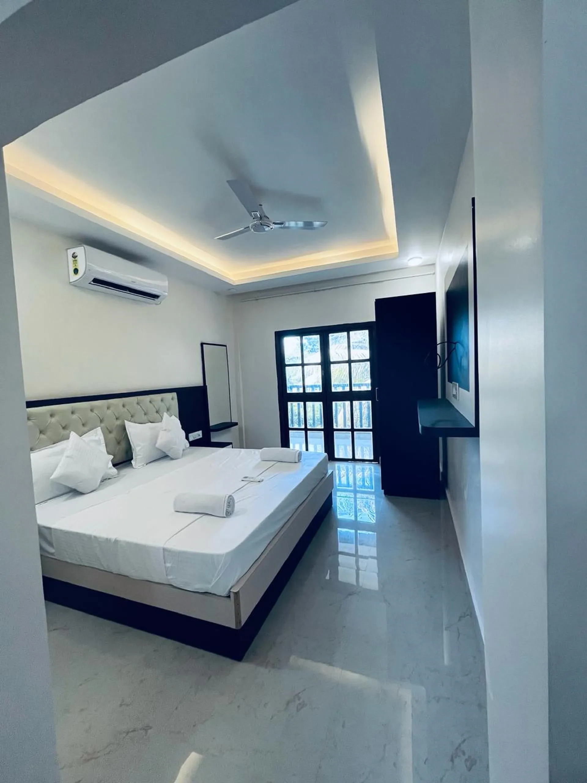 Villa Fatima Beach resort Room