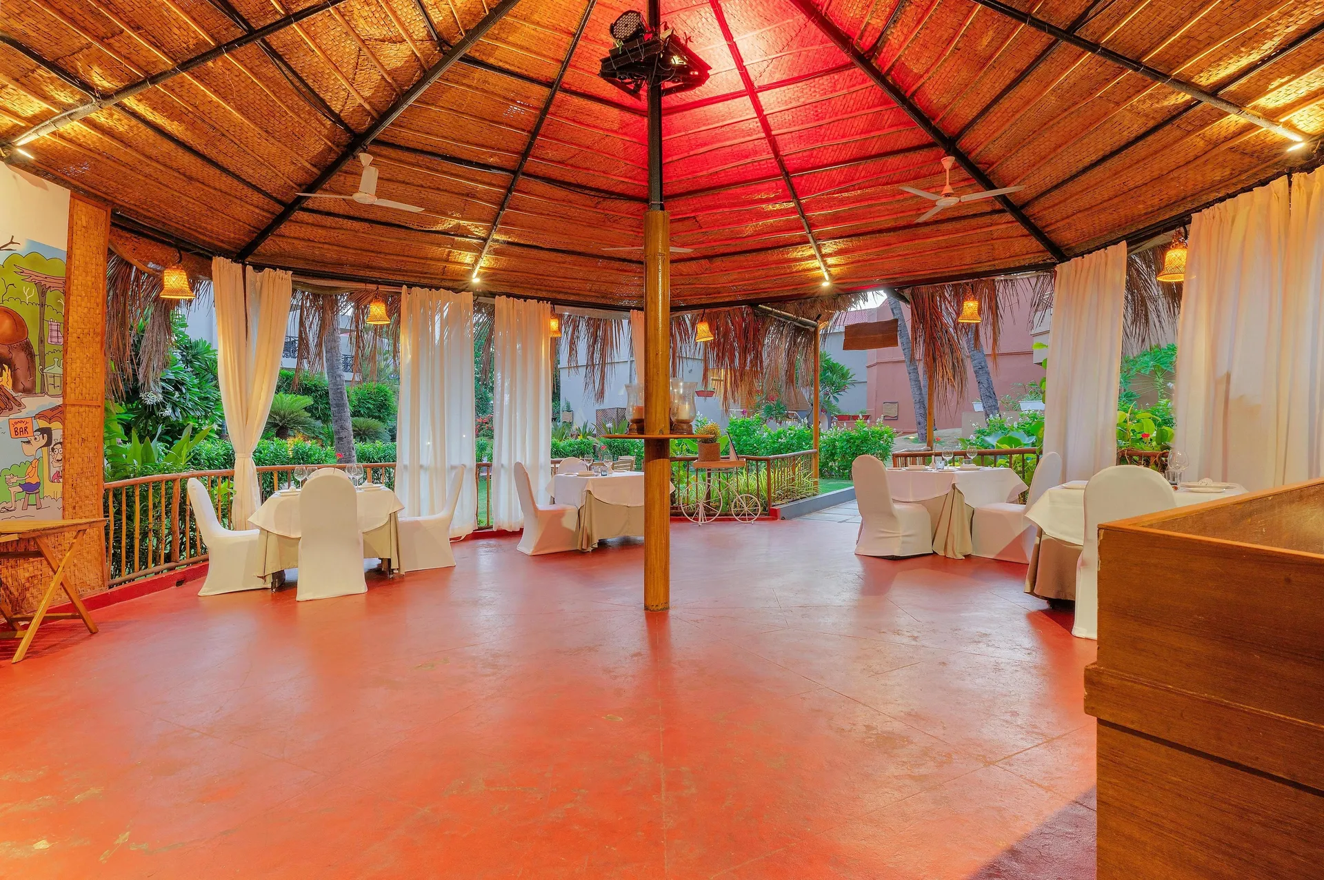 Whispering Palms Beach Resort Restaurant