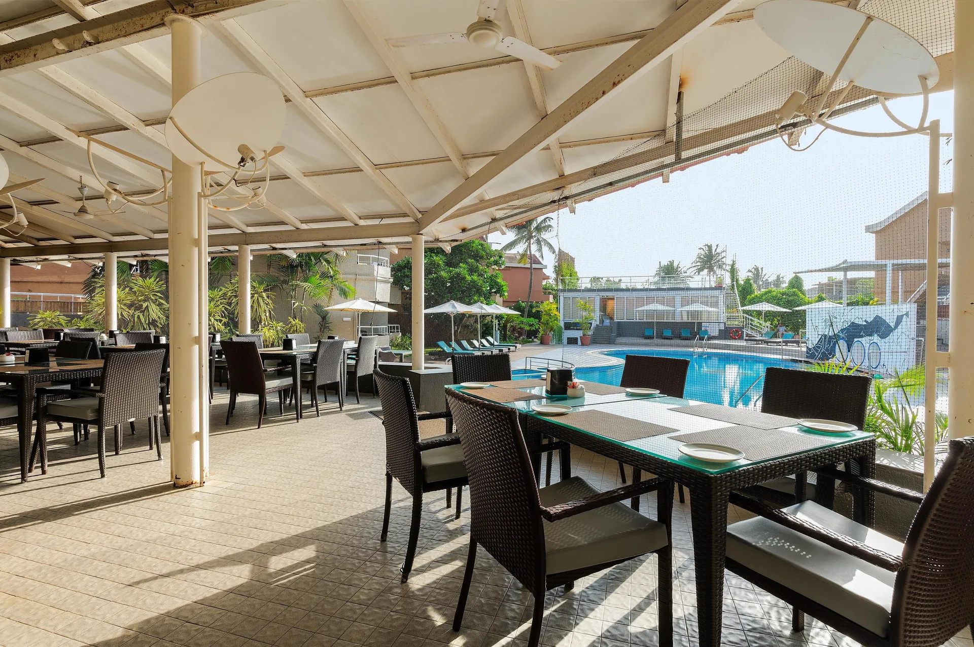 Whispering Palms Beach Resort Restaurant