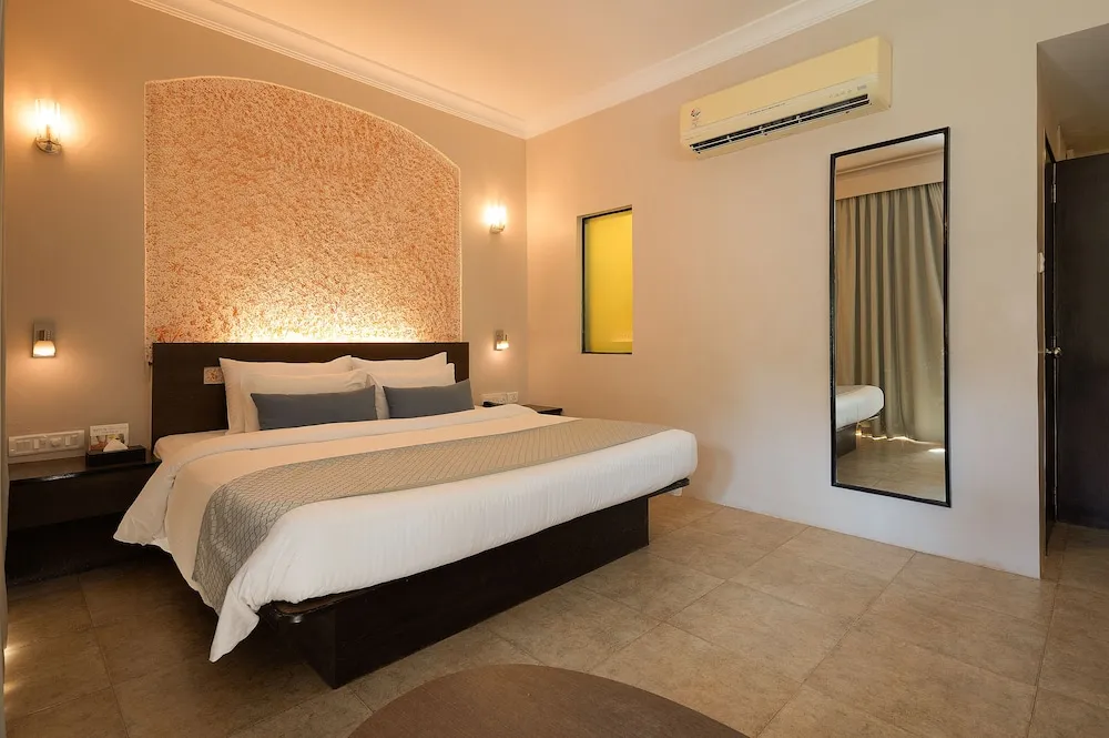 Whispering Palms Beach Resort Room