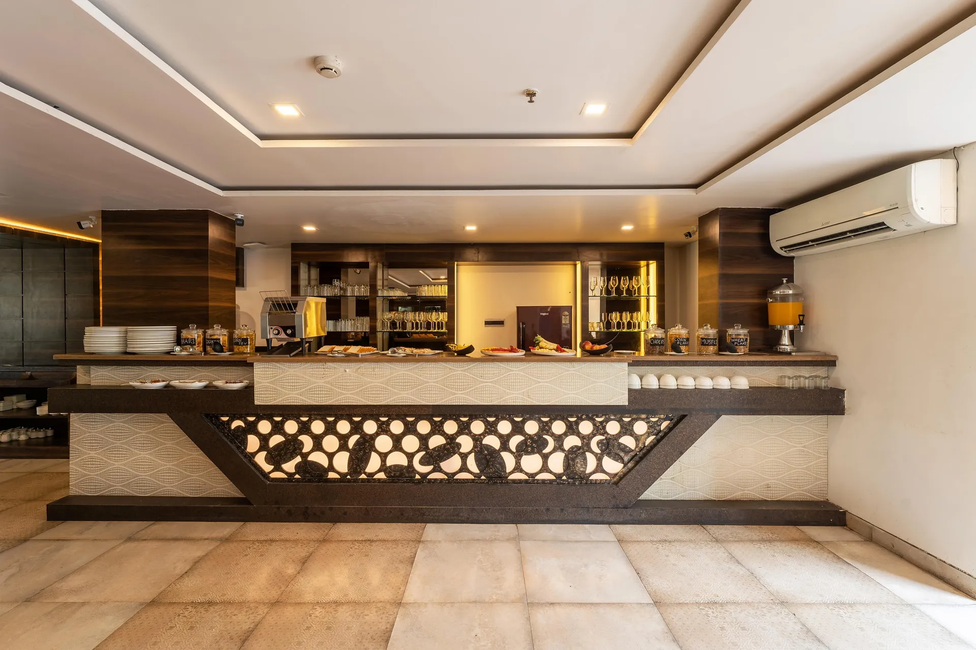 Zone Connect by The Park Parra Goa Restaurant