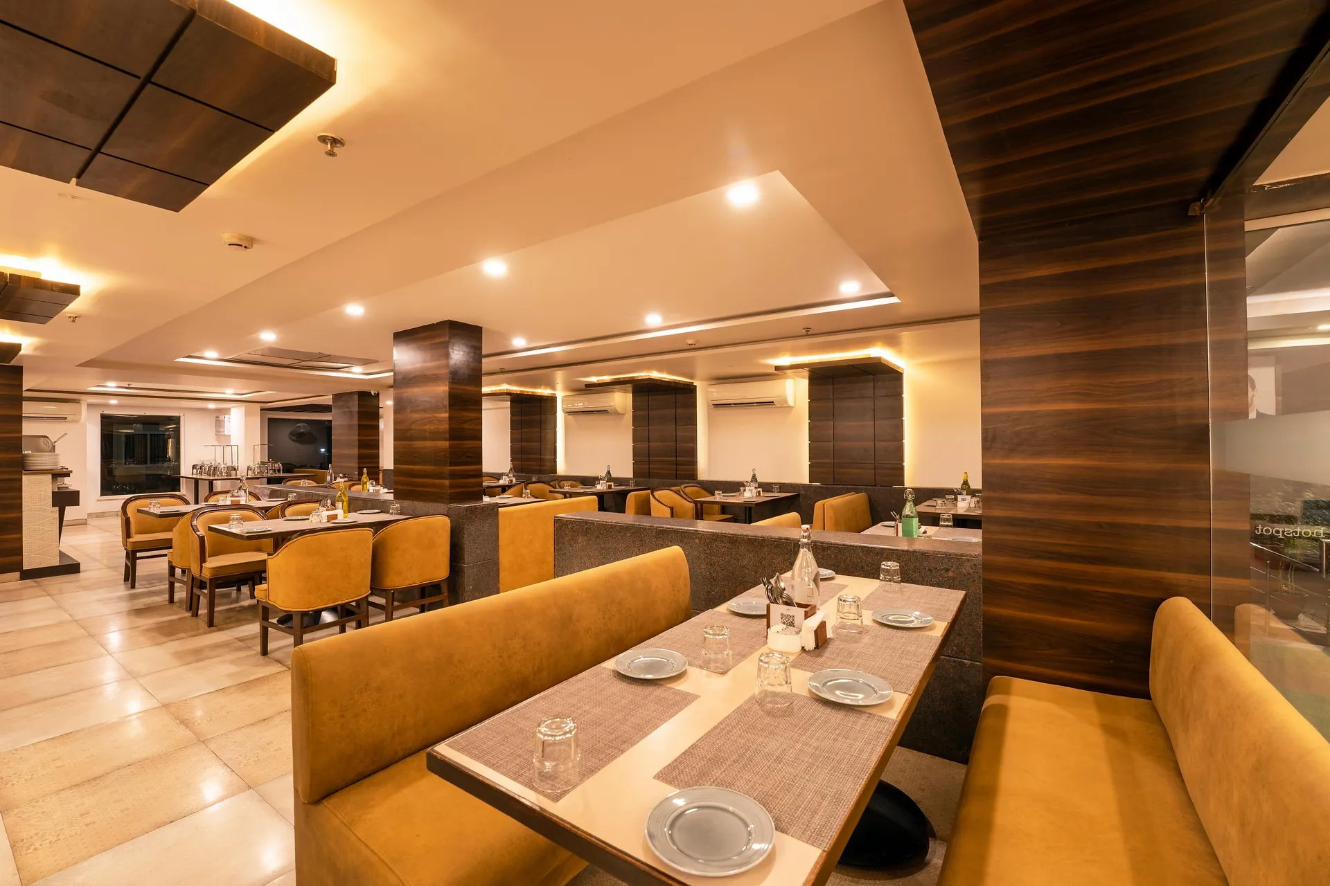 Zone Connect by The Park Parra Goa Restaurant