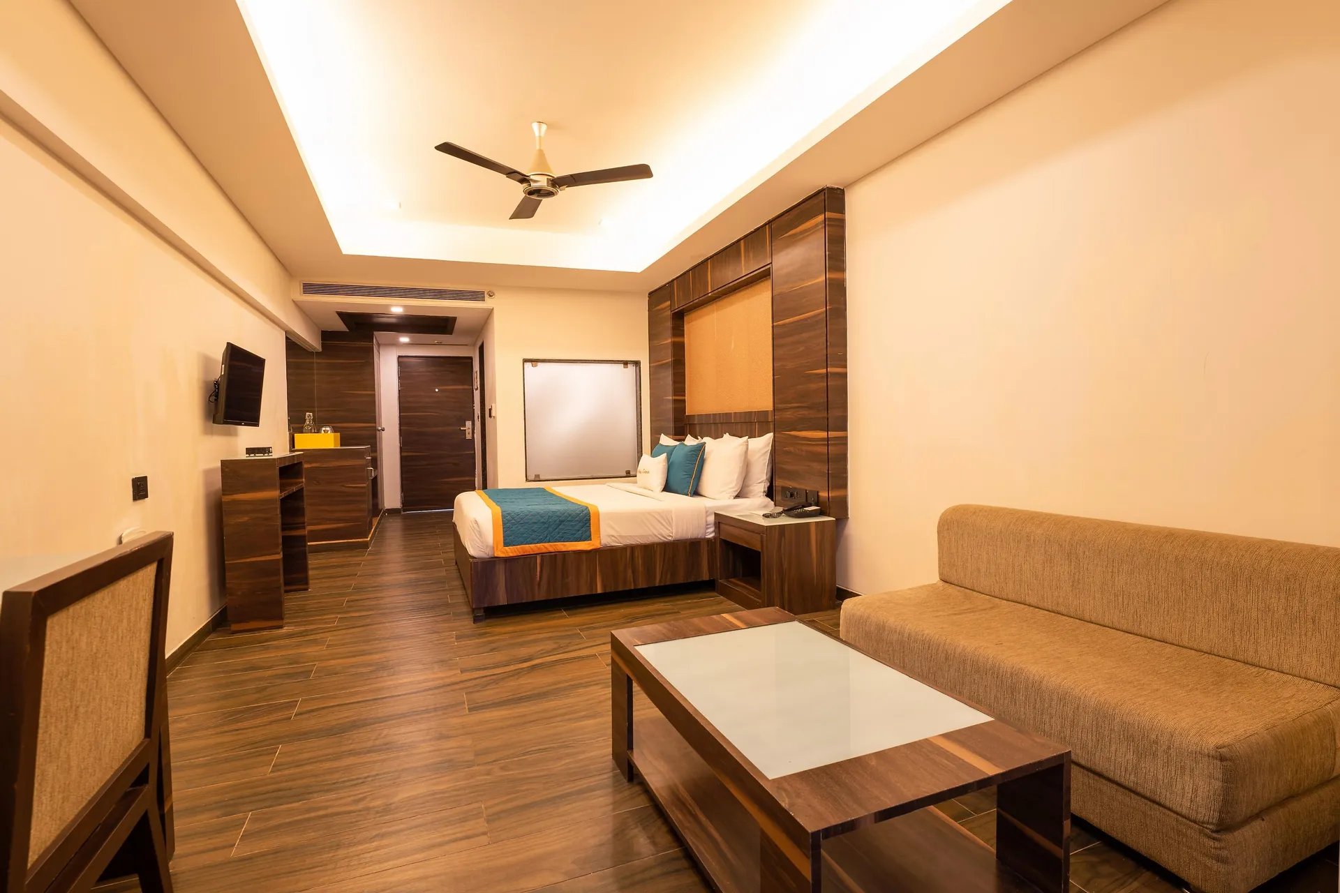 Zone Connect by The Park Parra Goa Room
