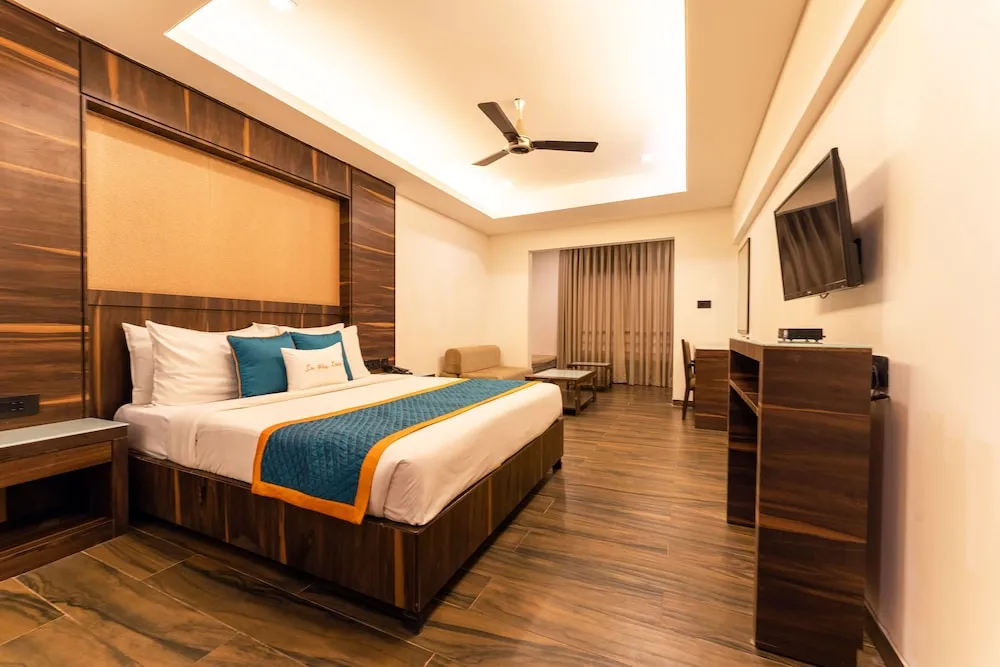 Zone Connect by The Park Parra Goa Room