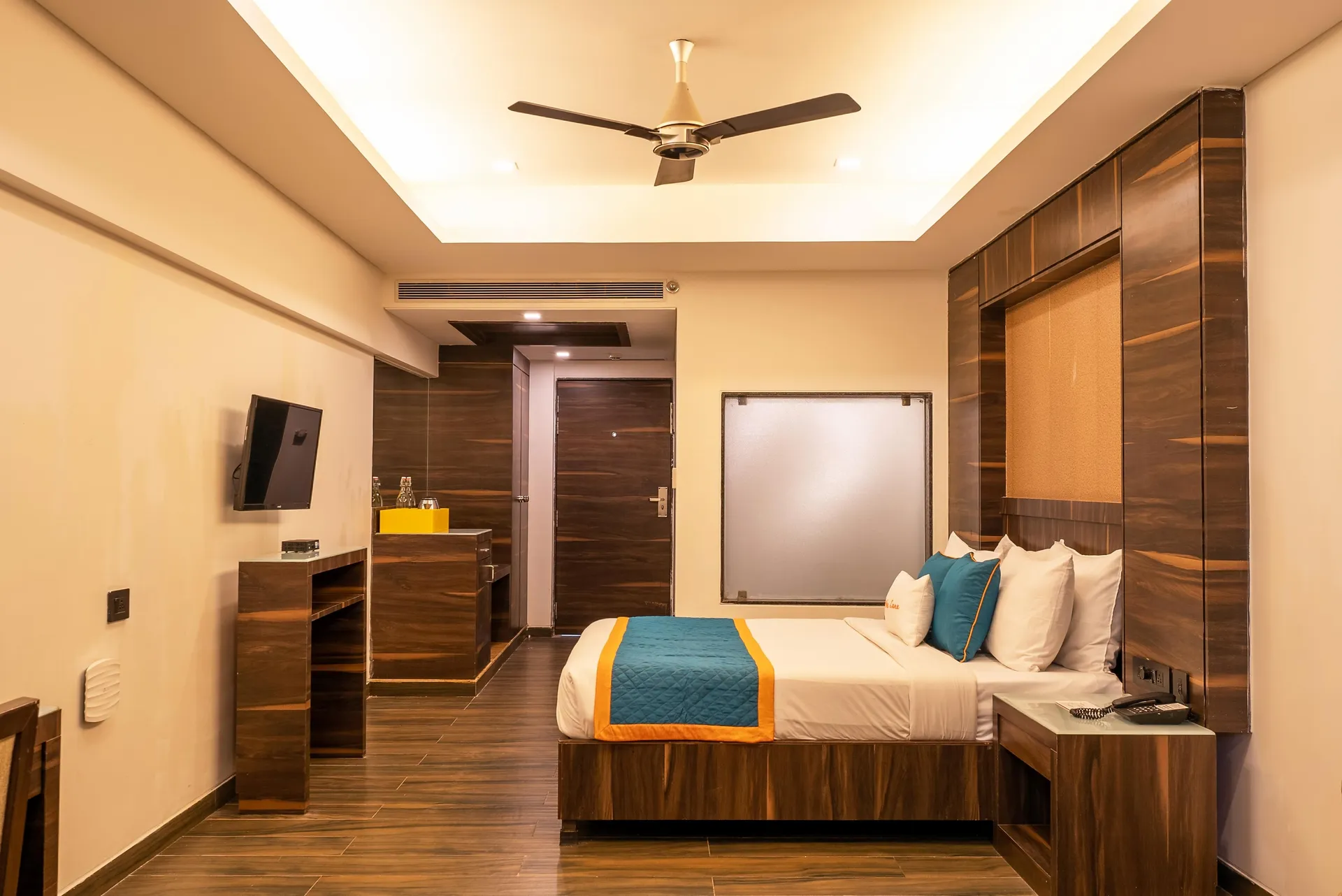 Zone Connect by The Park Parra Goa Room