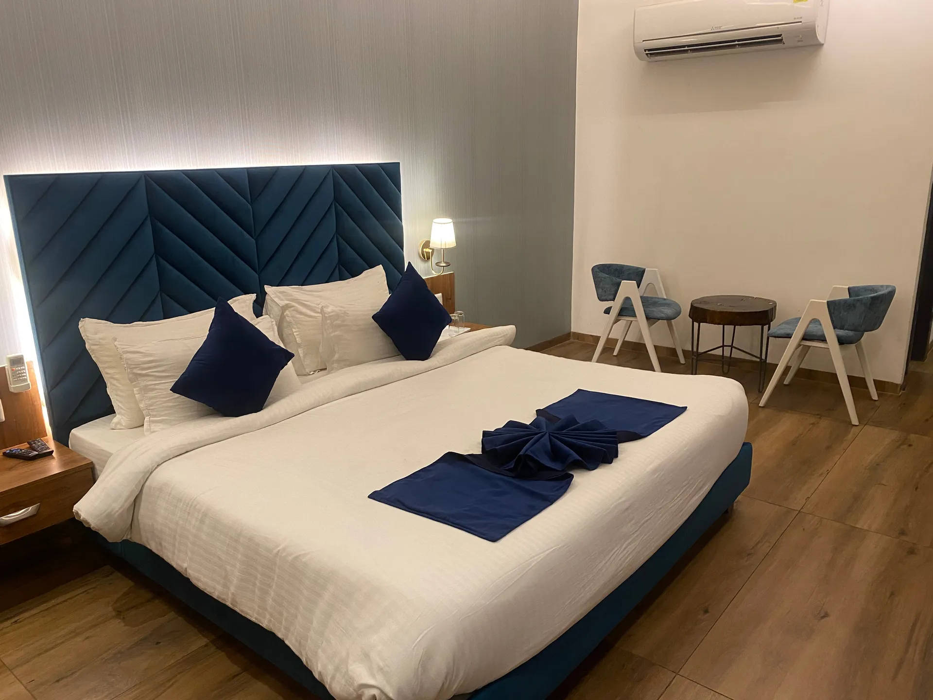 DLS Ganga Bliss Room