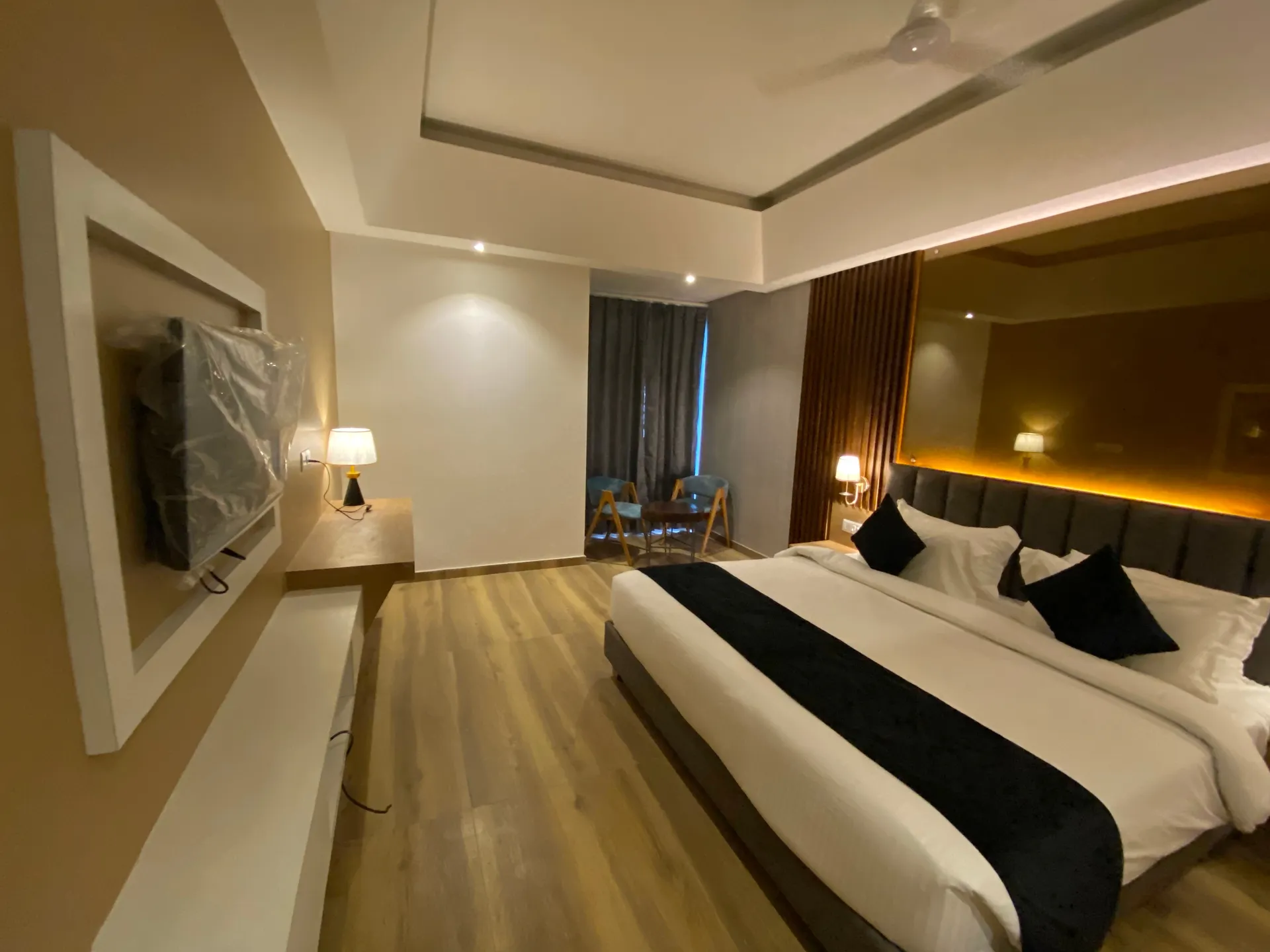 DLS Ganga Bliss Room
