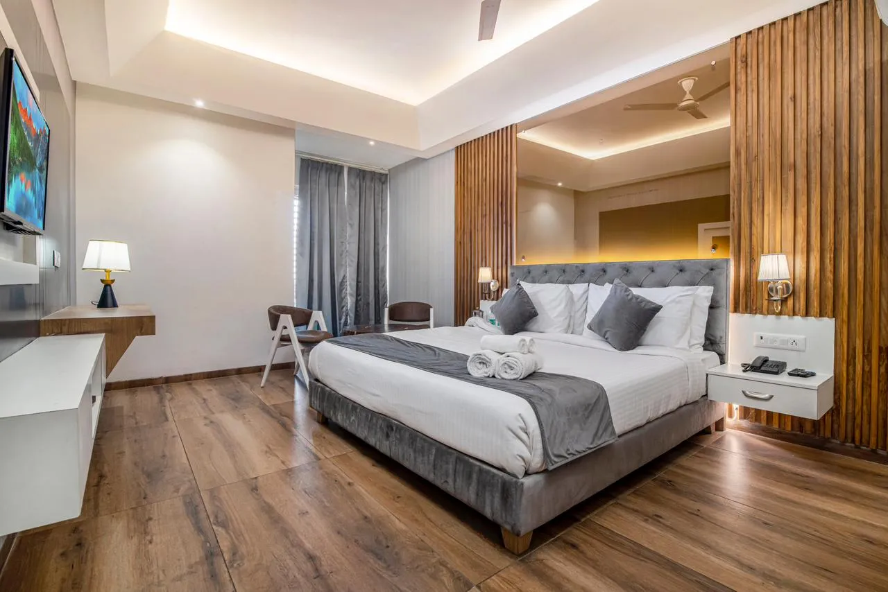 DLS Ganga Bliss Room
