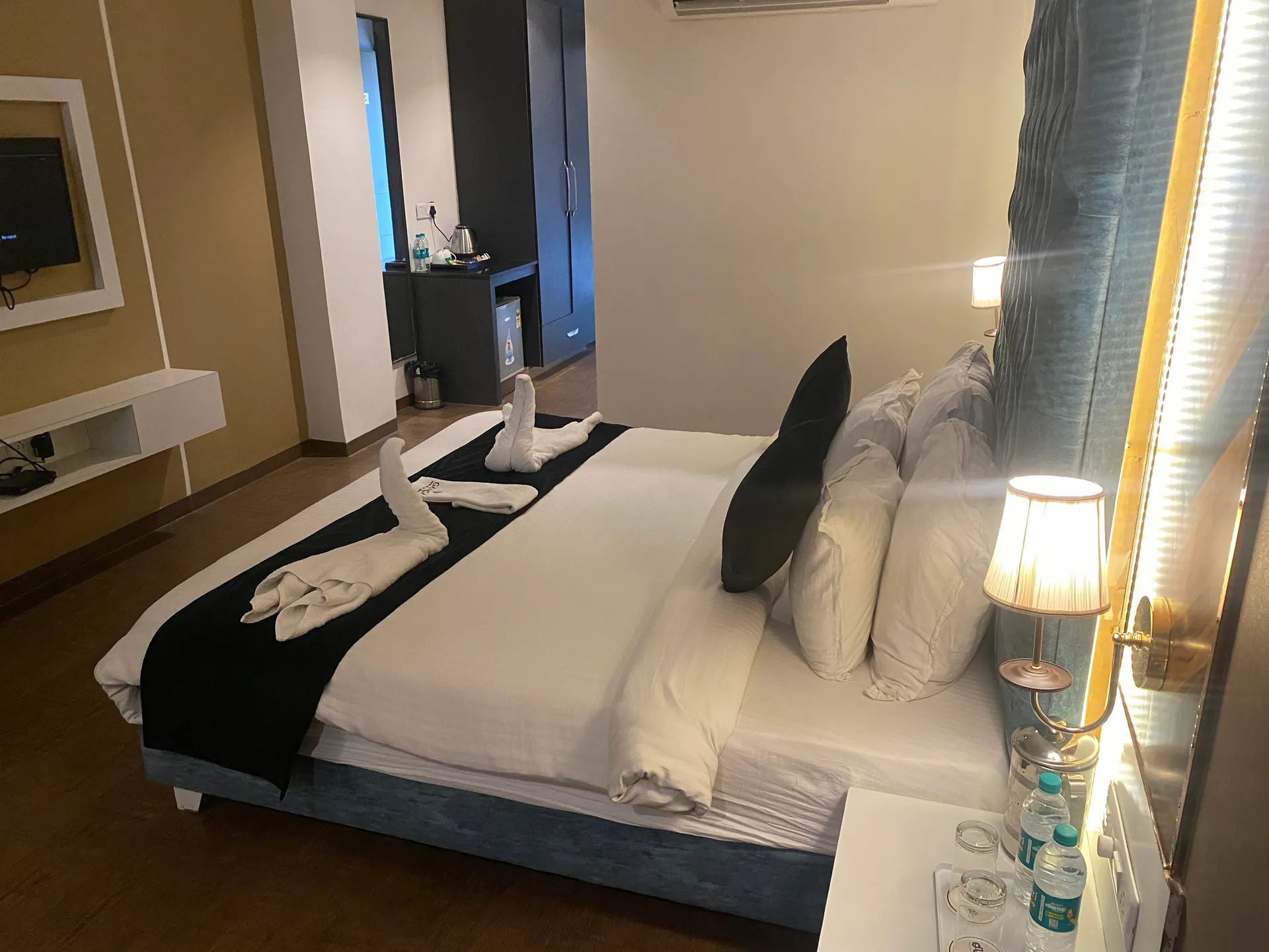 DLS Ganga Bliss Room