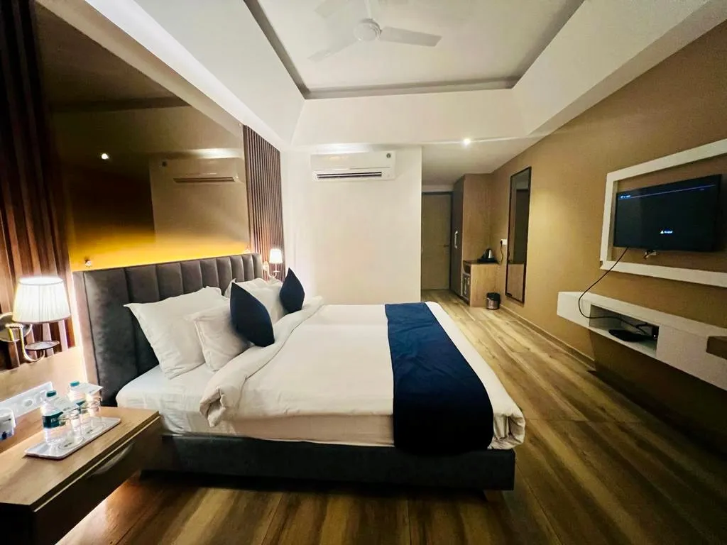 DLS Ganga Bliss Room