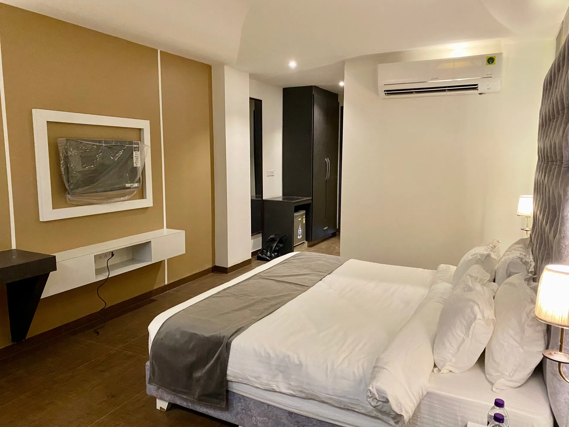 DLS Ganga Bliss Room