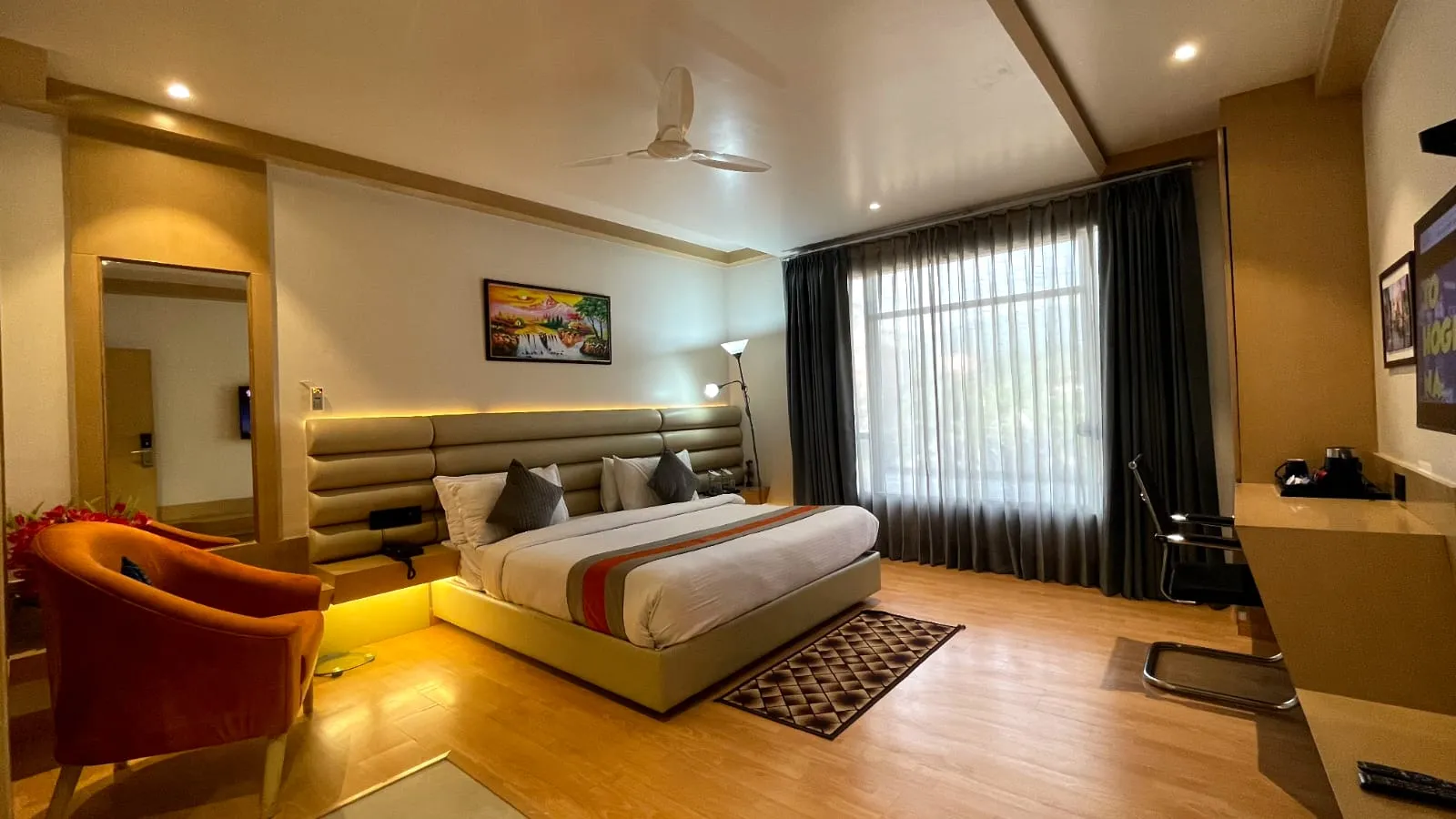 DLS Hotel Arihant Common Area