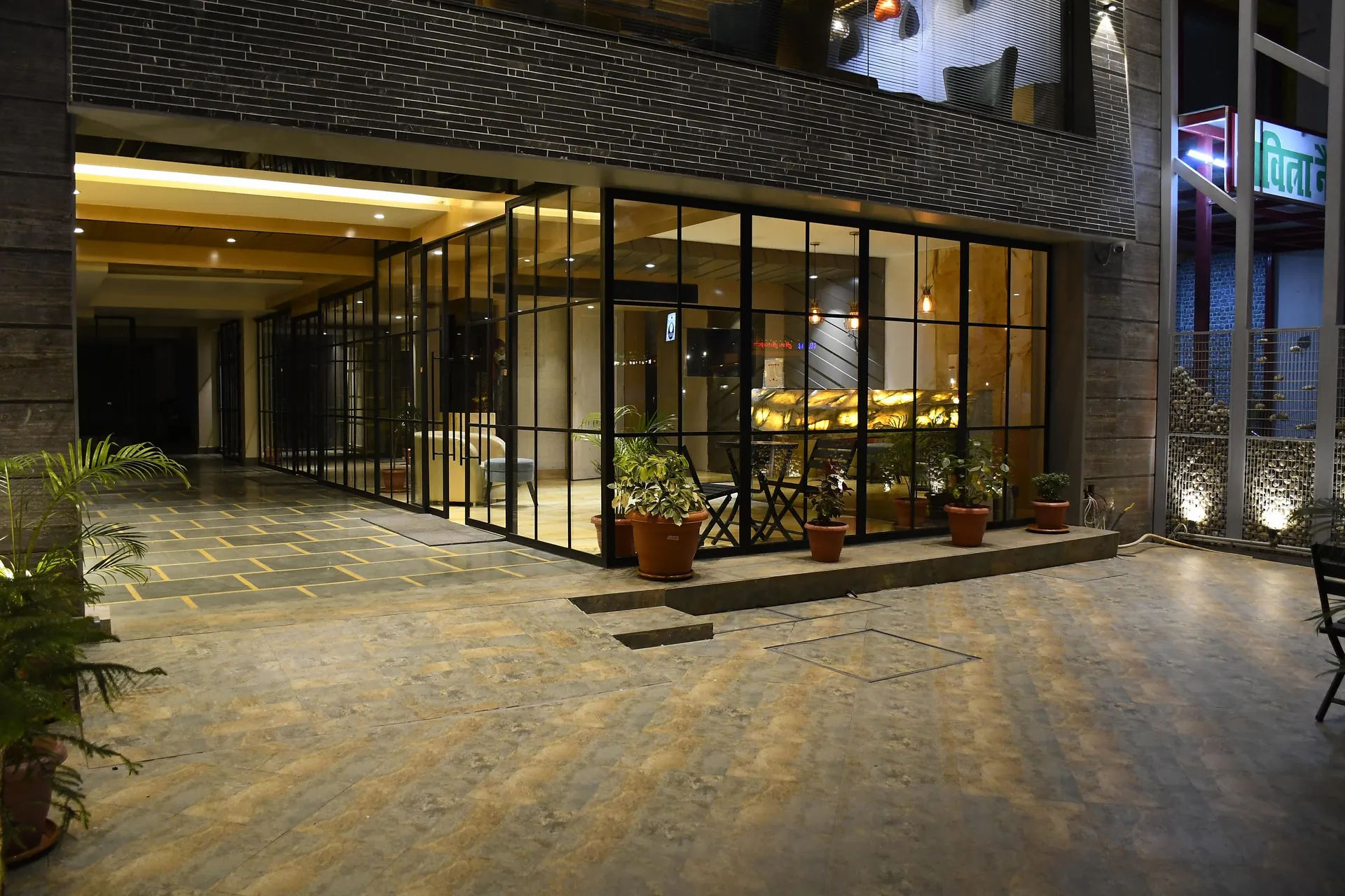 DLS Hotel Arihant Outdoors