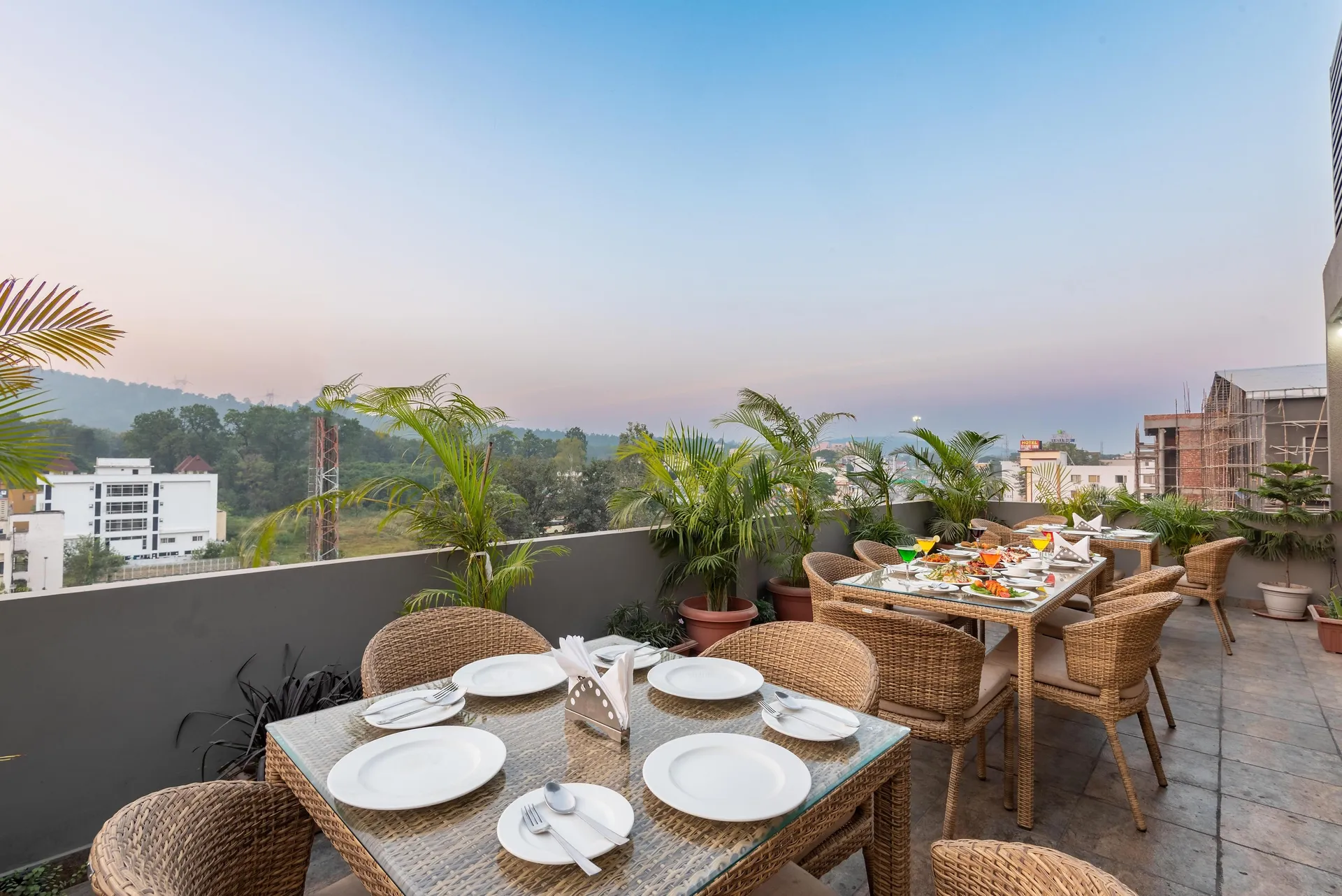 DLS Hotel Arihant Restaurant