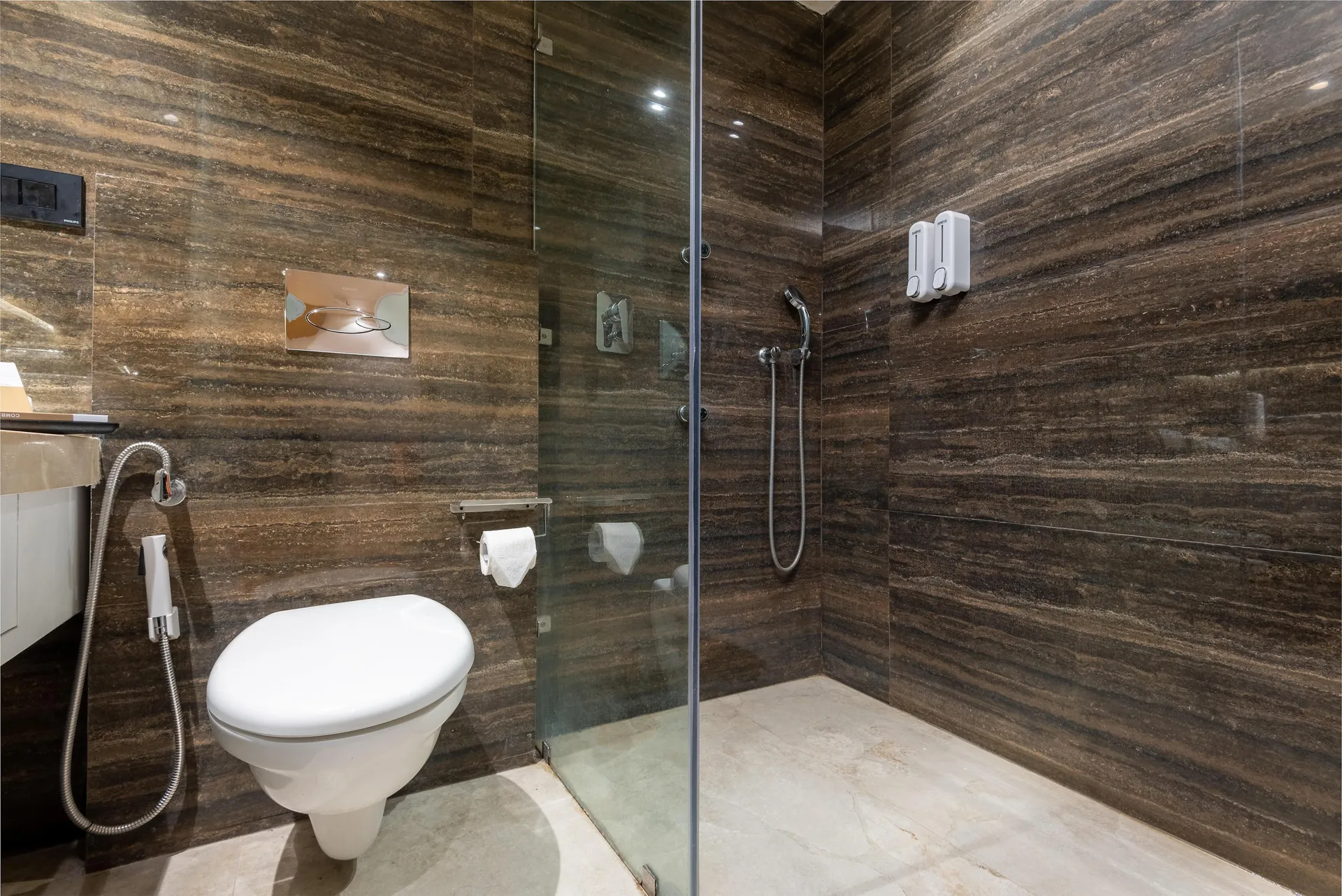 DLS Hotel Arihant Room