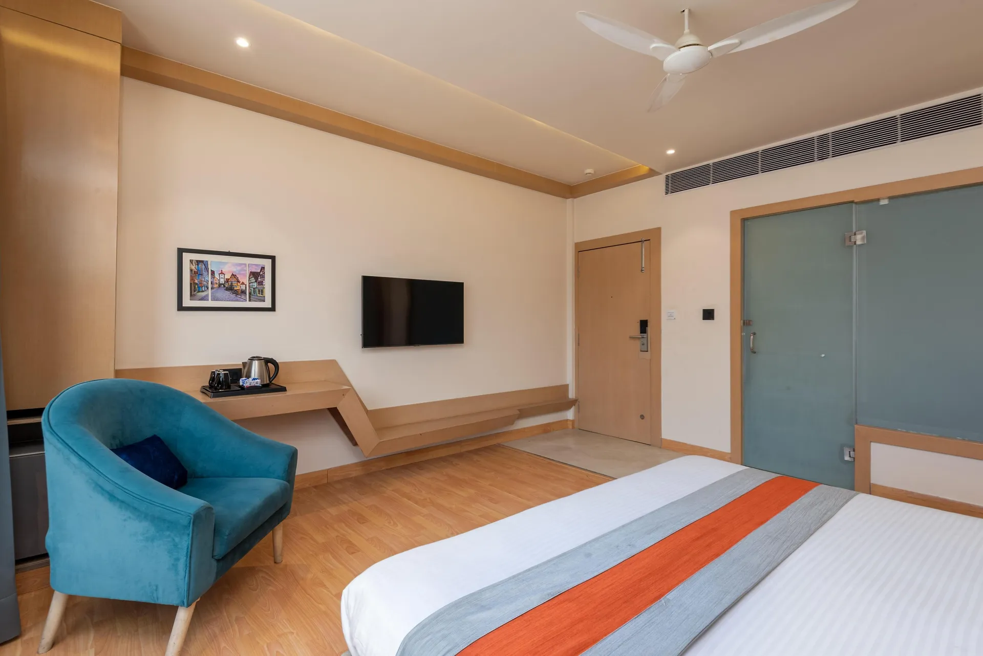 DLS Hotel Arihant Room