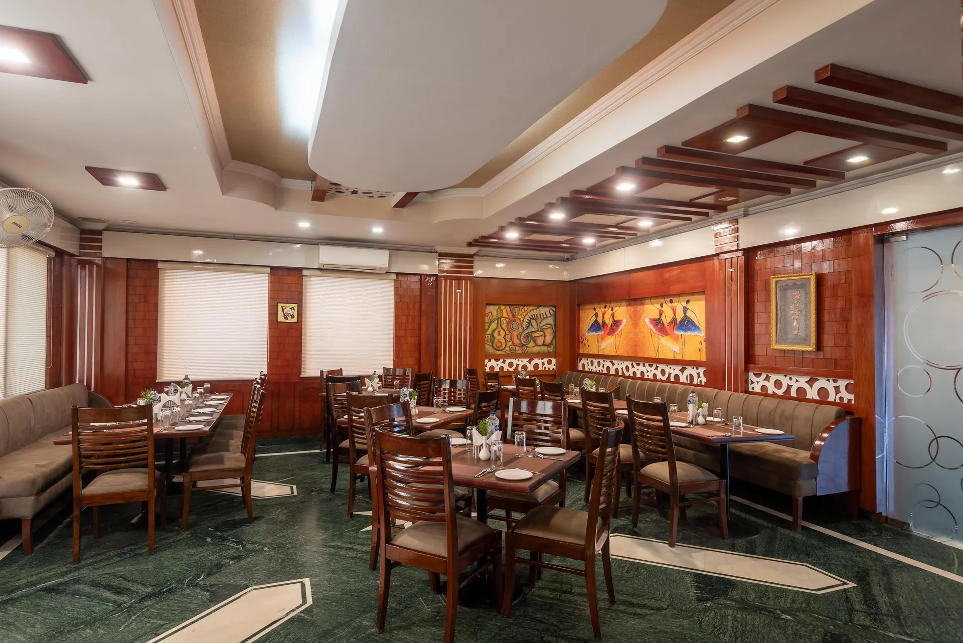 DLS Park Grace, Haridwar Restaurant
