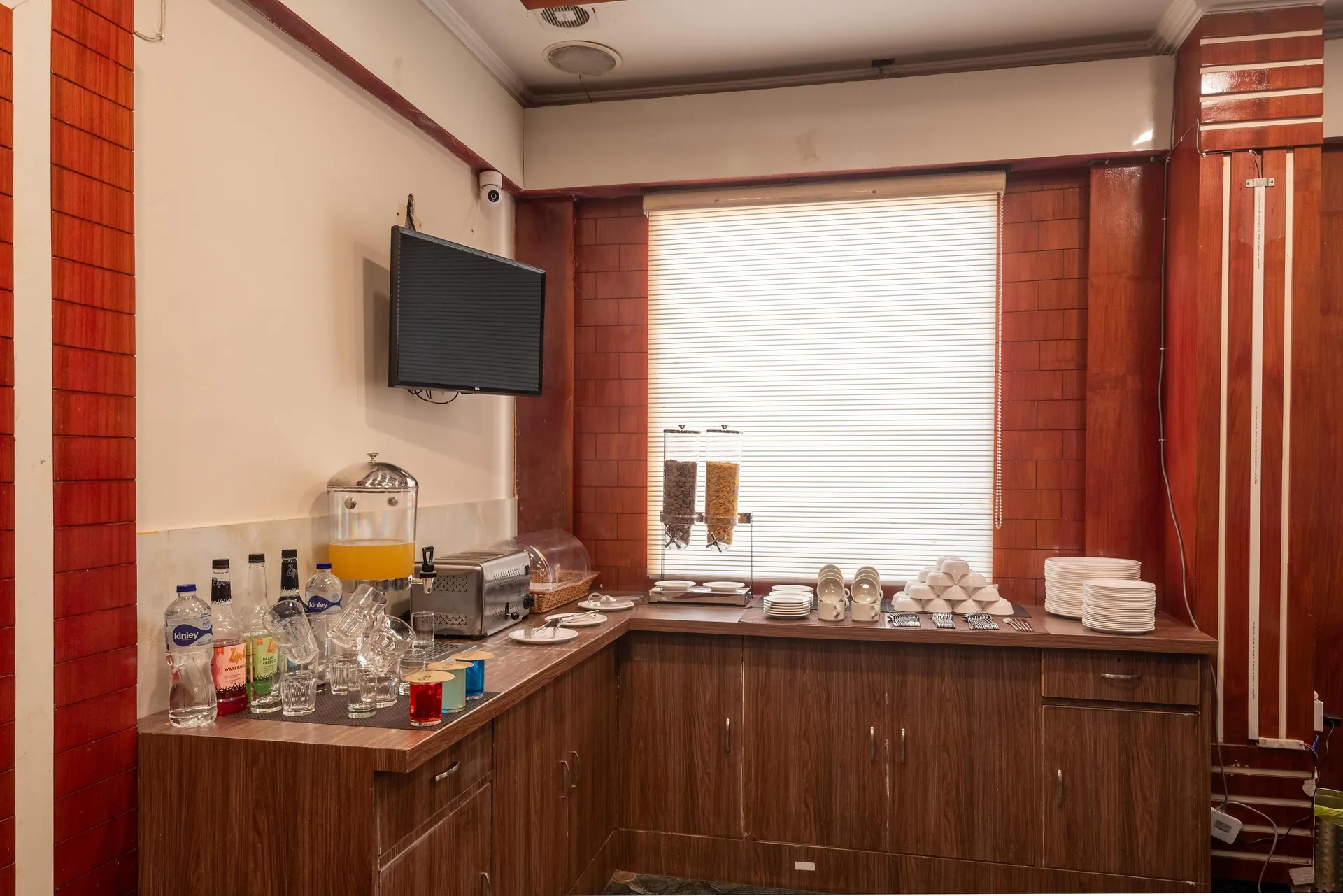 DLS Park Grace, Haridwar Restaurant