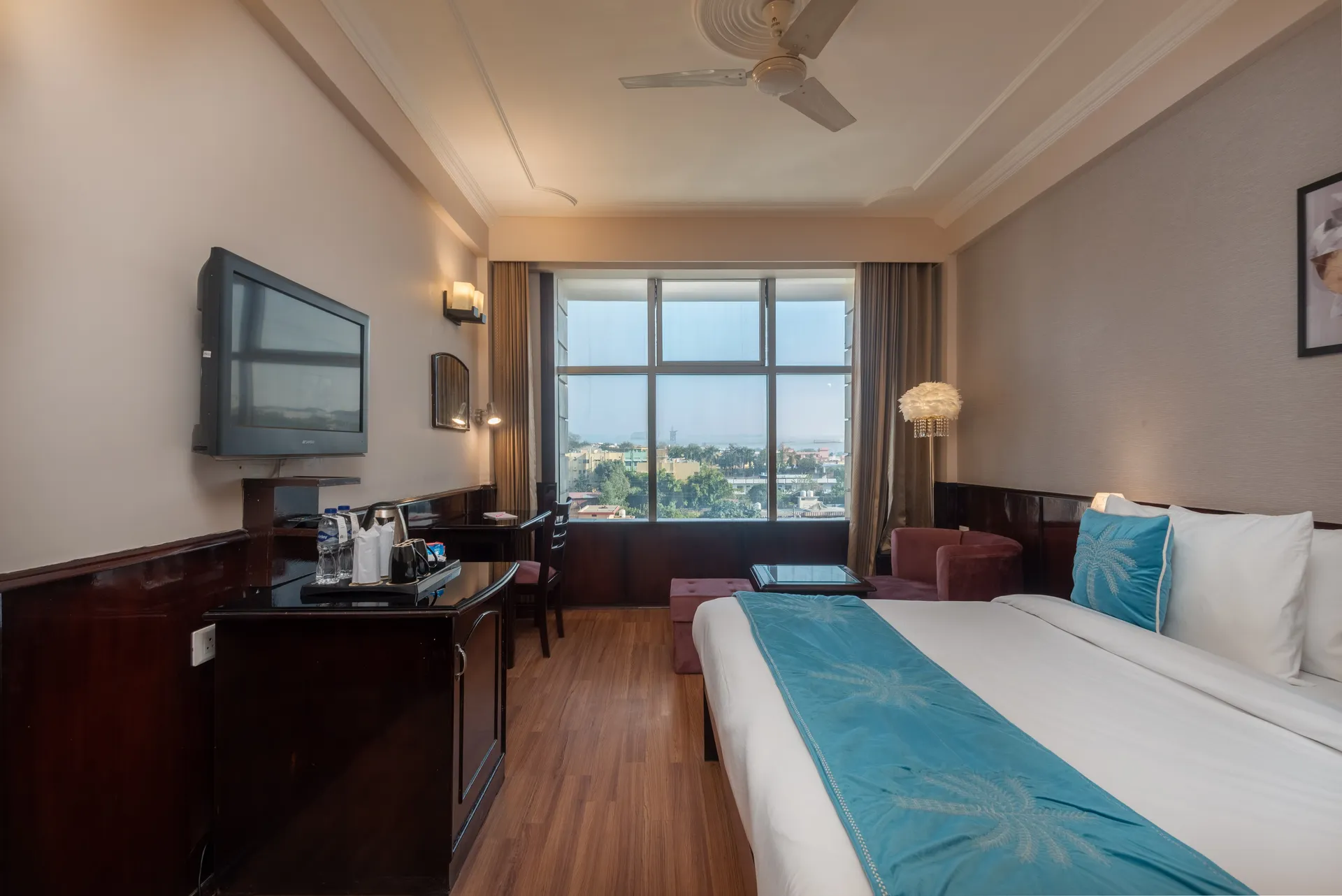 DLS Park Grace, Haridwar Room